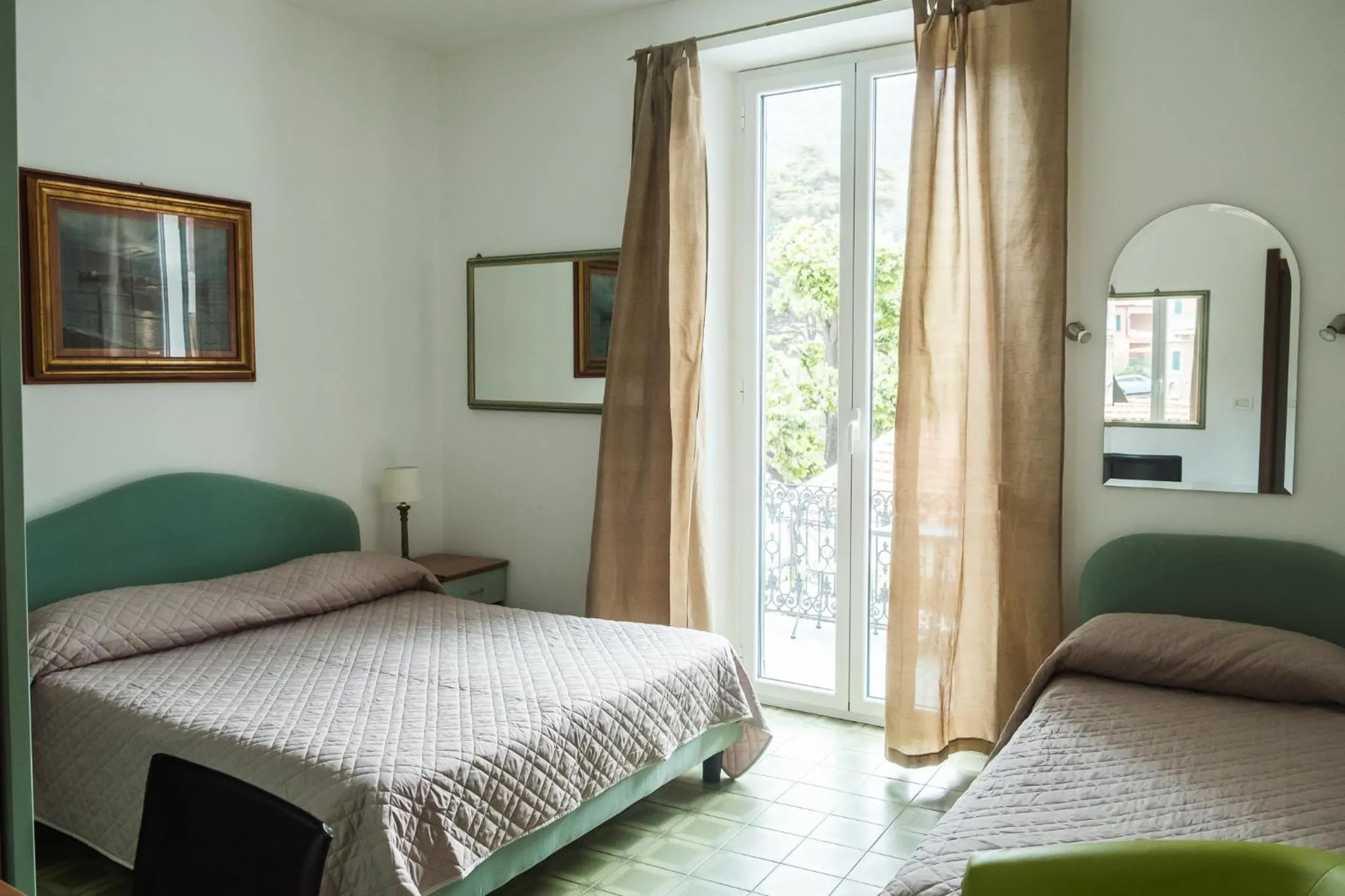 Bed in Hotel Miramare