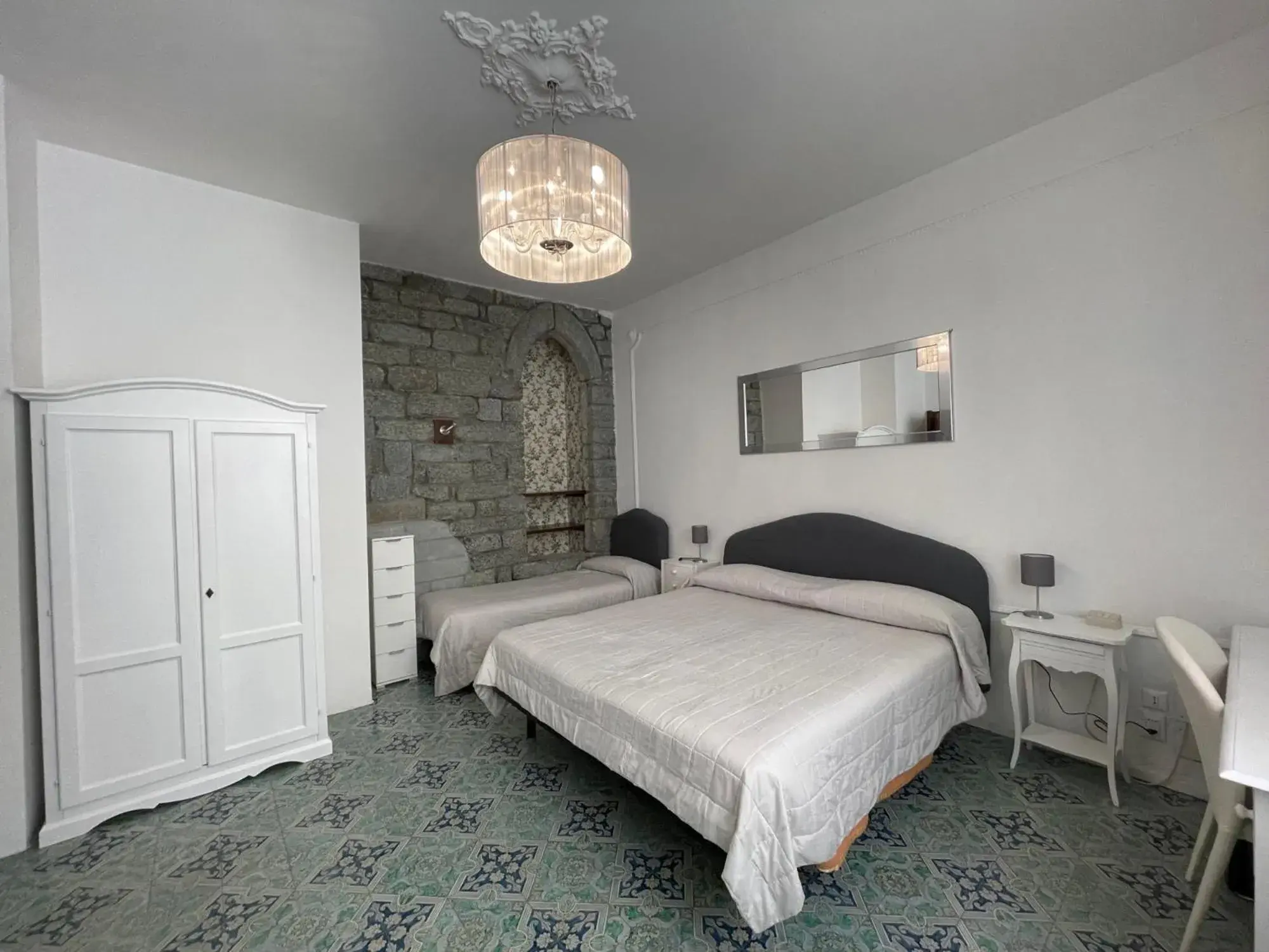 Quadruple Room in Hotel Miramare Quadruple Room in Hotel Miramare