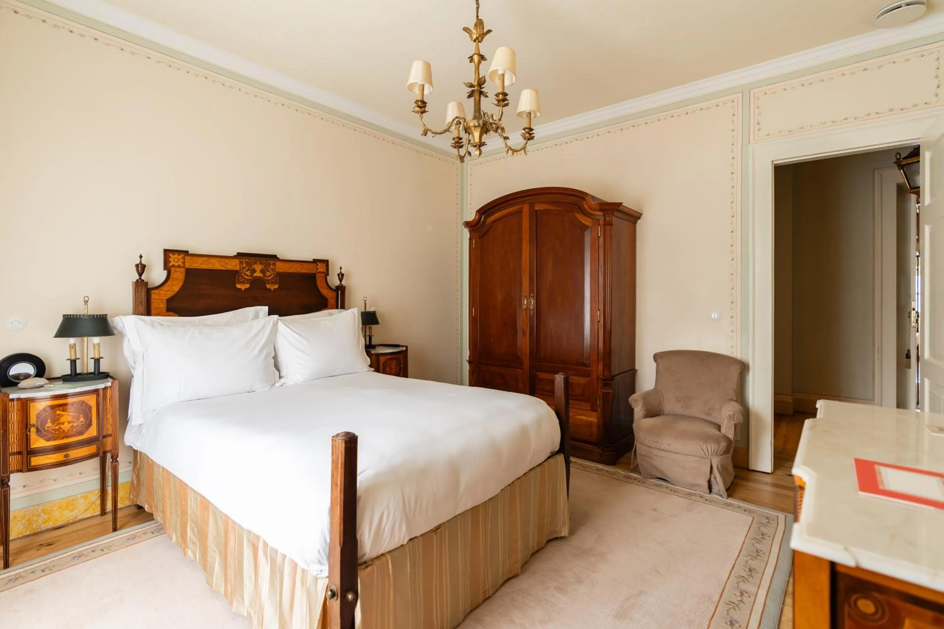 Bedroom, Bed in Valverde Sintra Palácio de Seteais - The Leading Hotels of the World