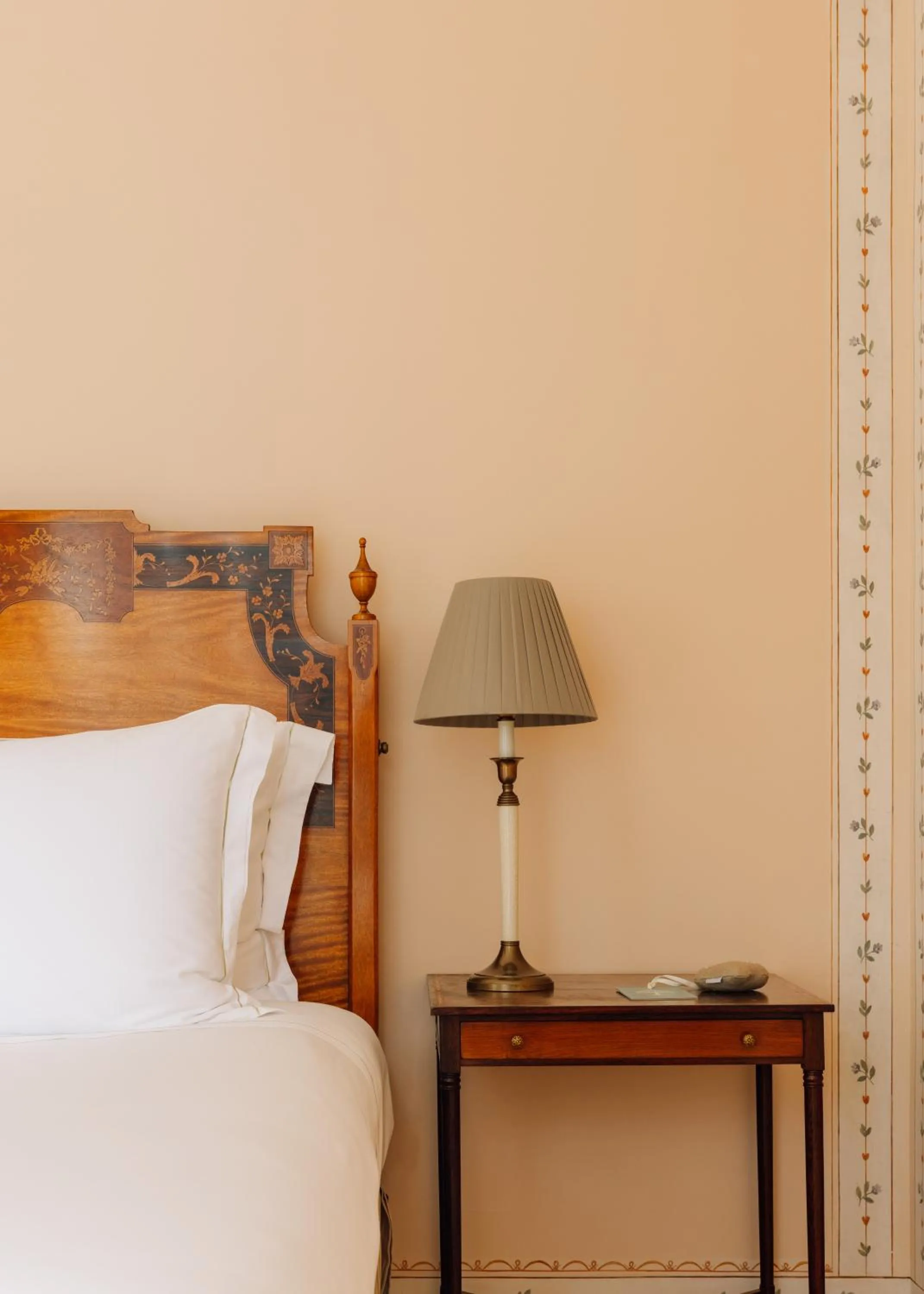 Bedroom, Bed in Valverde Sintra Palácio de Seteais - The Leading Hotels of the World
