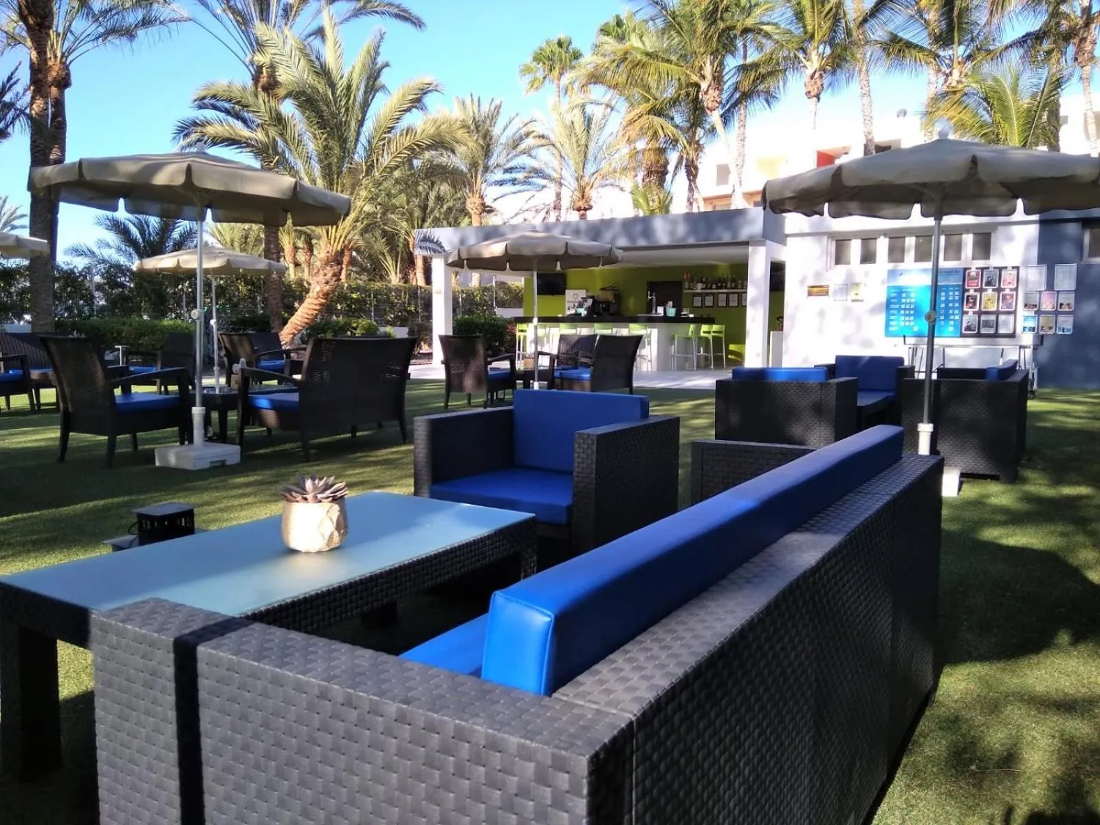 Garden in R2 Romantic Fantasia Suites - Adults Only