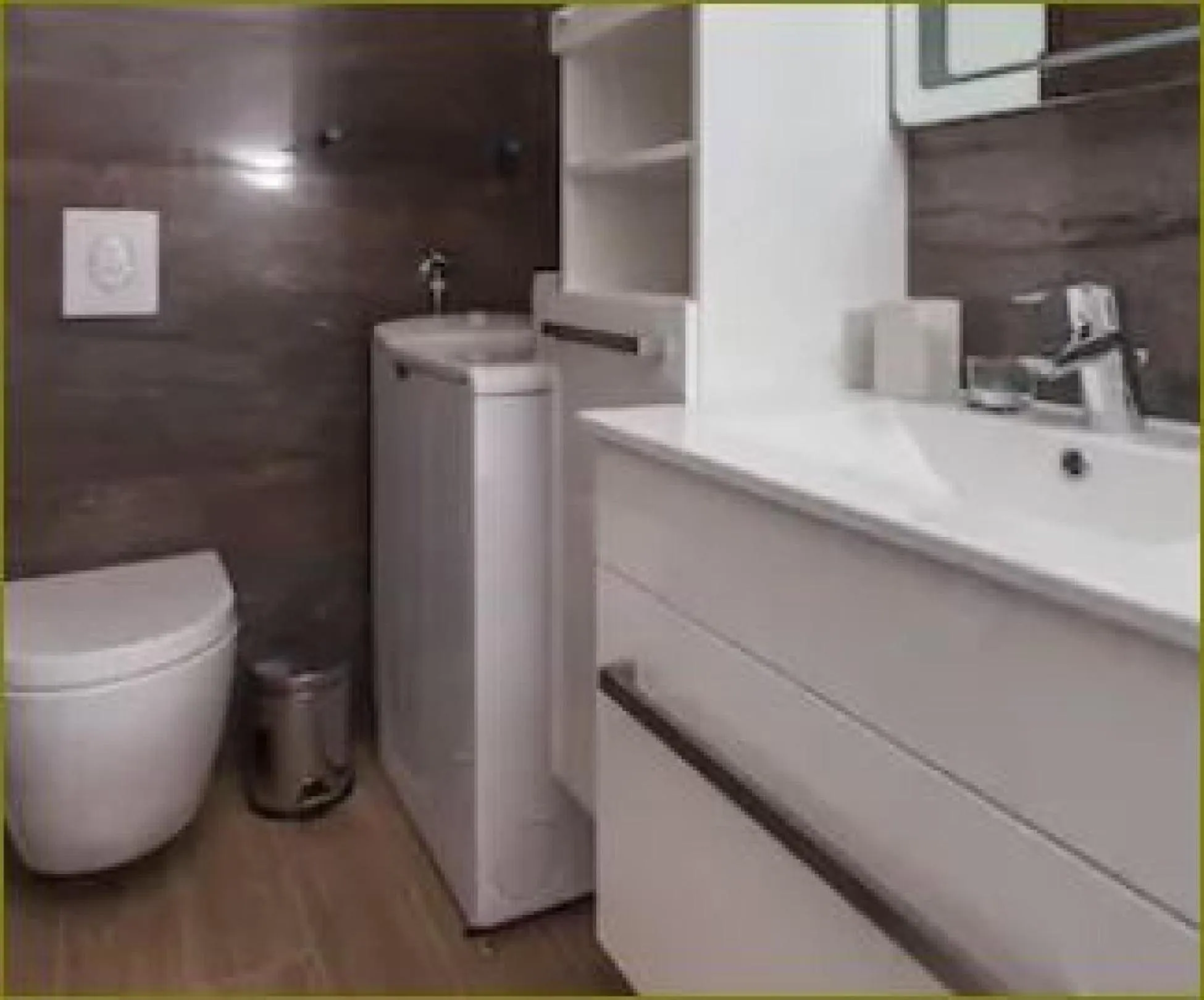 Bathroom in Apartments Dub