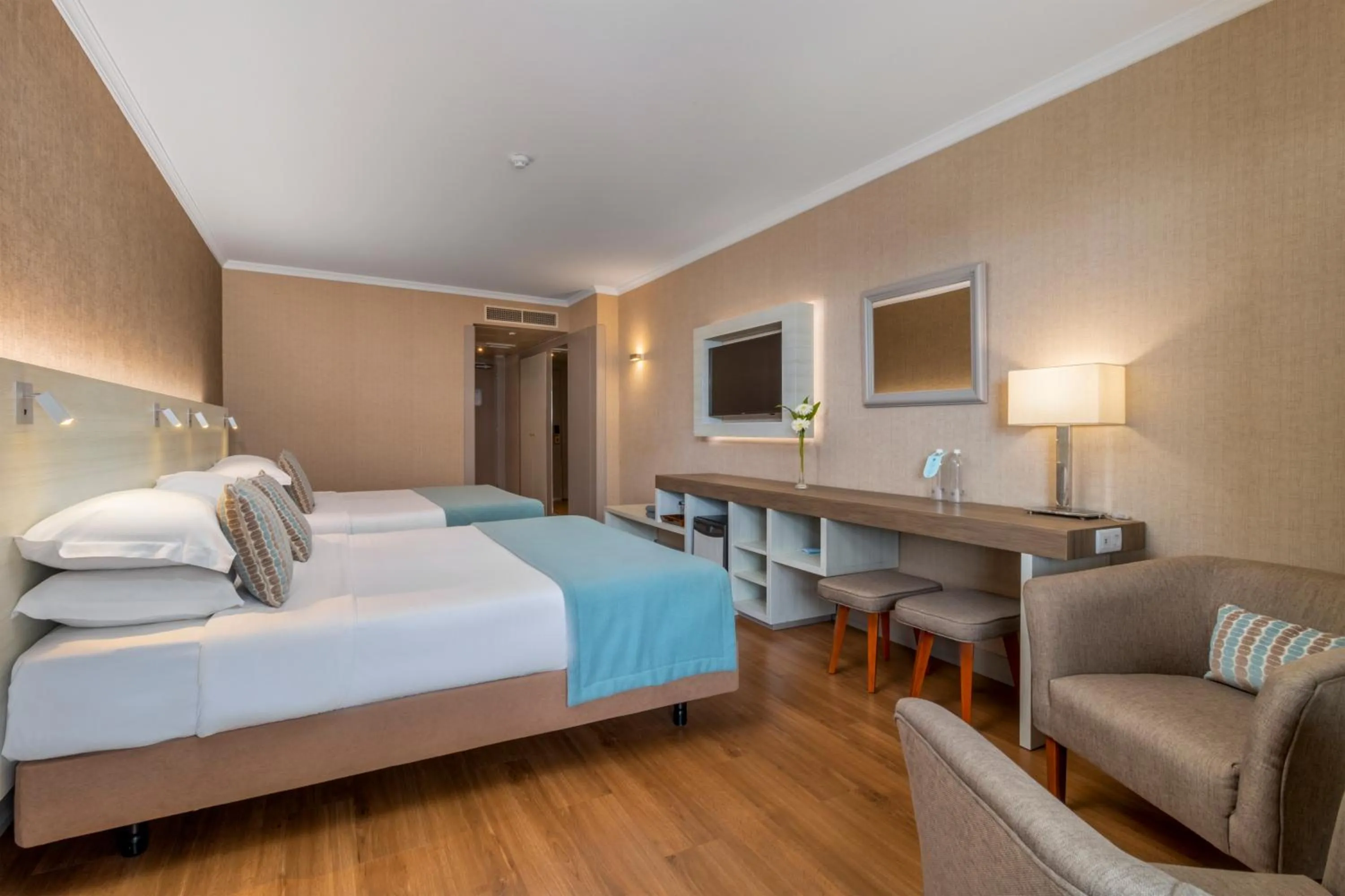 Bedroom, Bed in Enotel Lido - All Inclusive