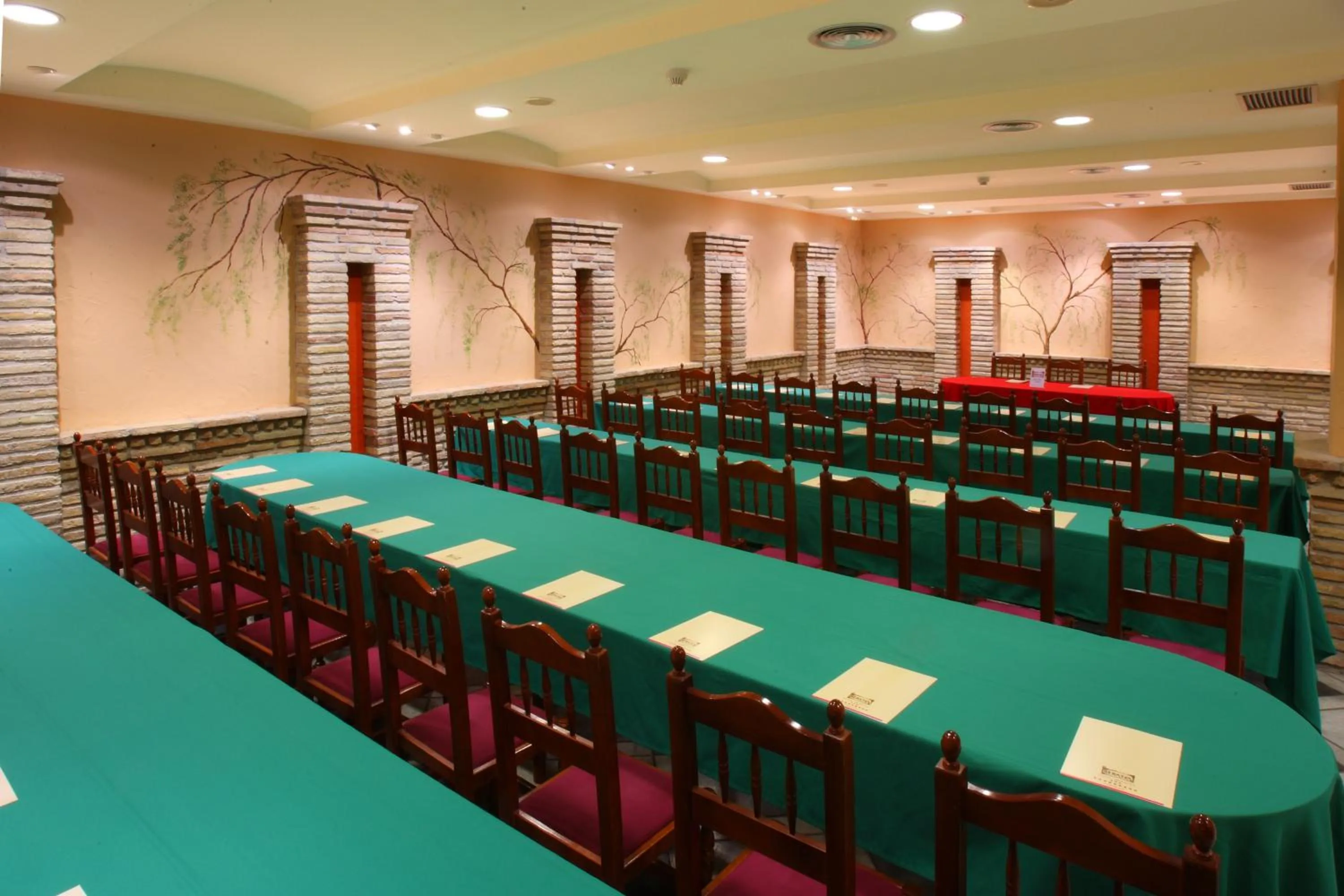 Business facilities in Hotel Beratxa