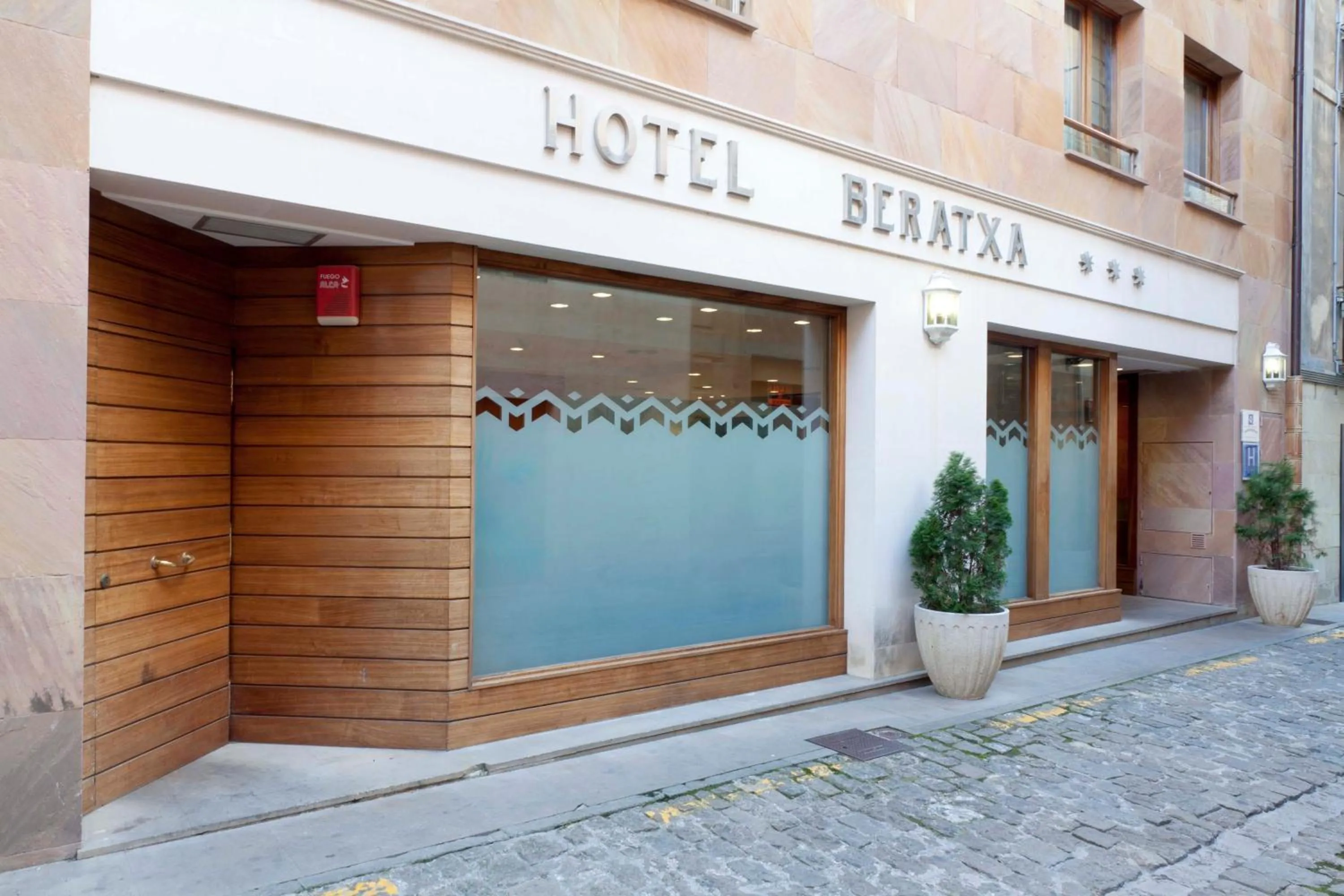 Property building in Hotel Beratxa