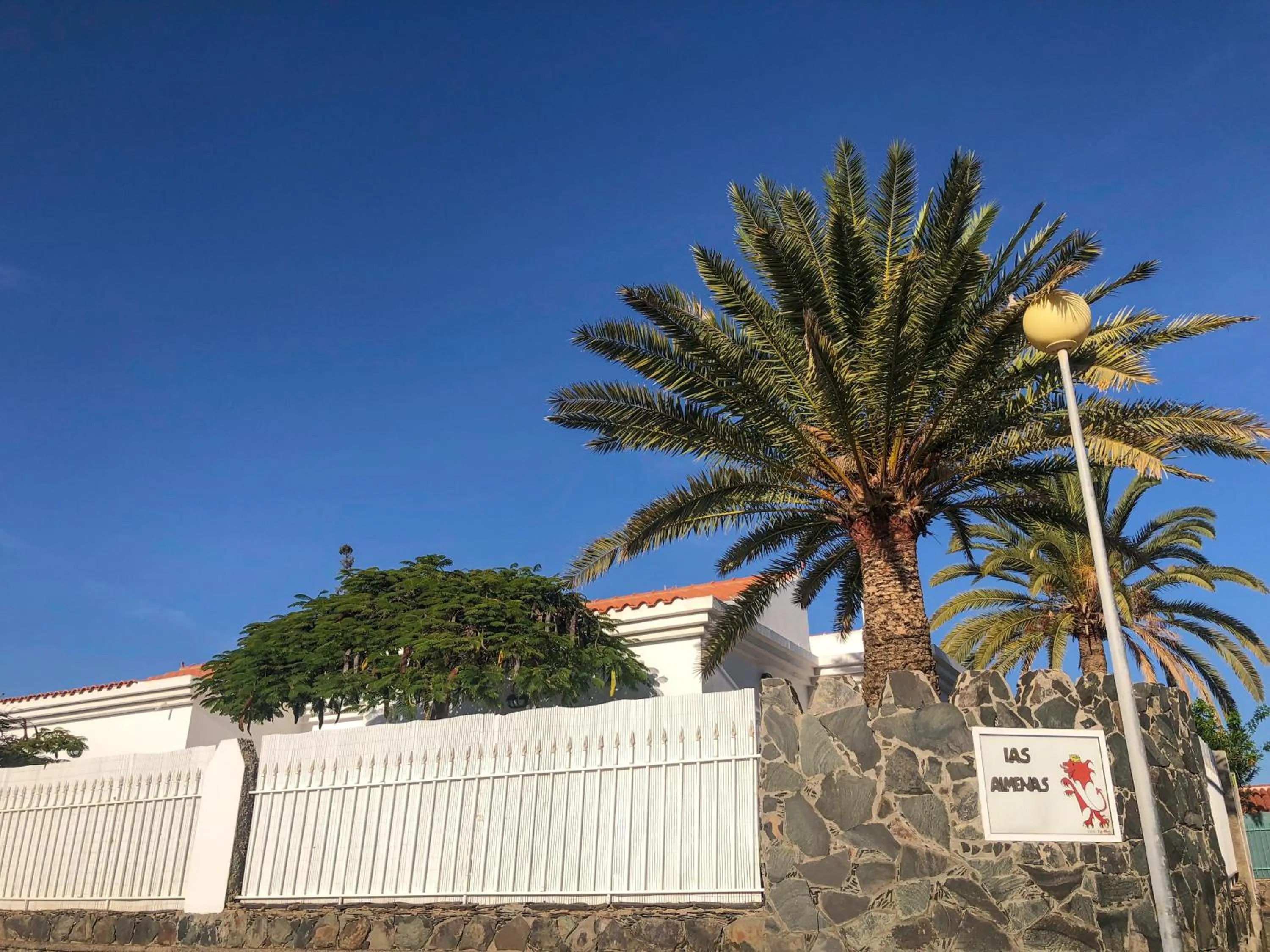 Property building in Bungalows Las Almenas
