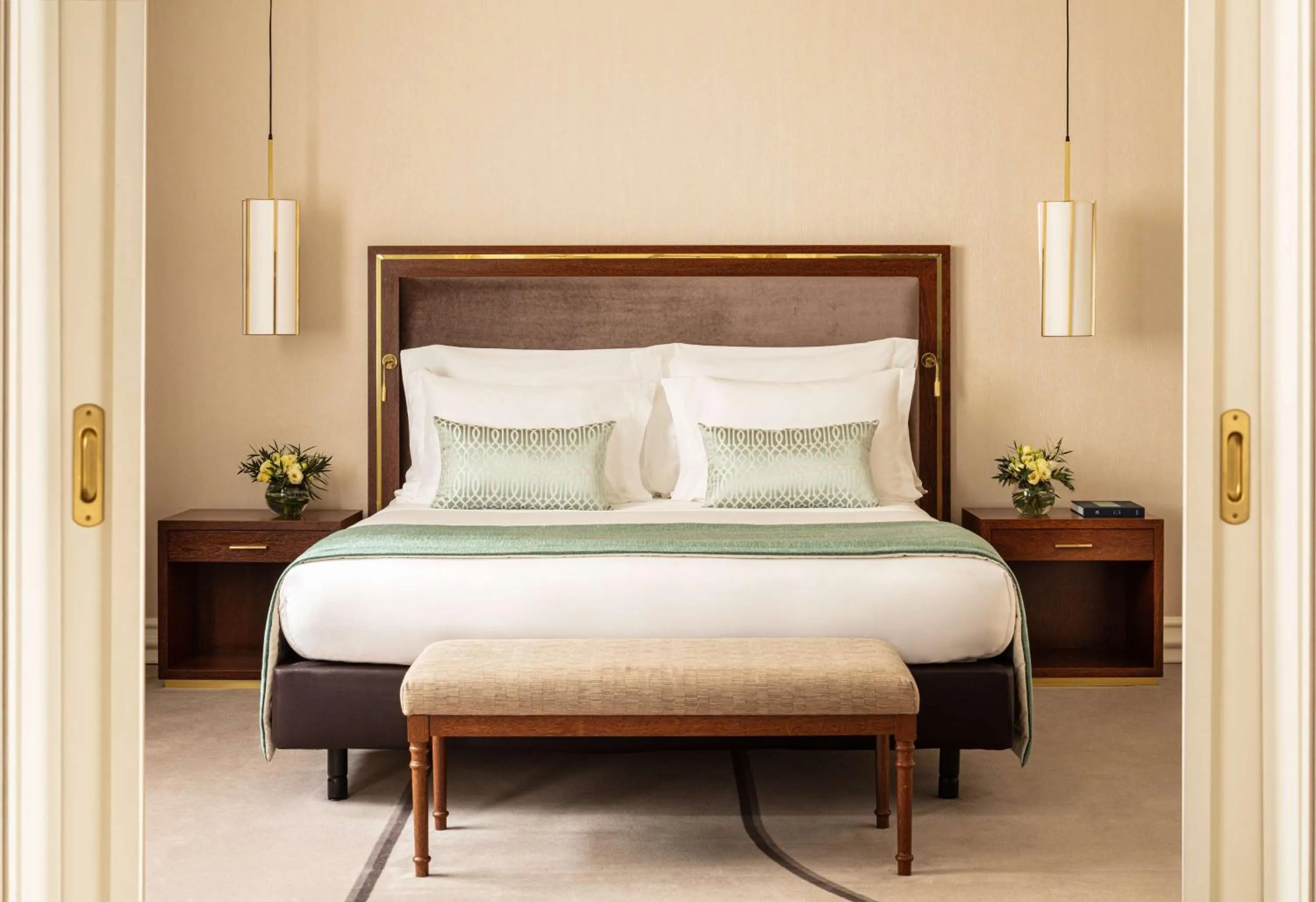 Photo of the whole room, Bed in Tivoli Avenida Liberdade Lisboa – A Leading Hotel of the World