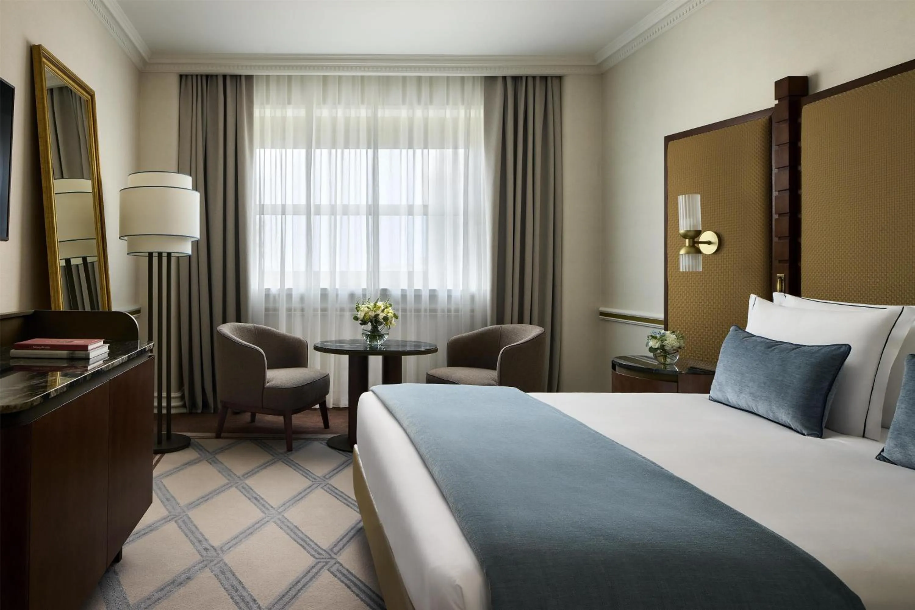 Bedroom, Bed in Tivoli Avenida Liberdade Lisboa – A Leading Hotel of the World
