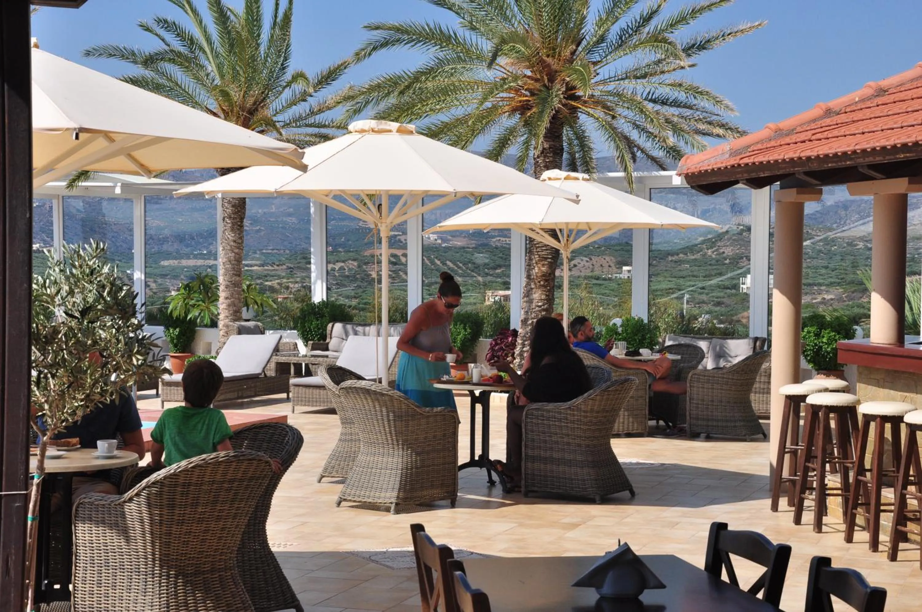 Restaurant/places to eat in Castri Village Hotel