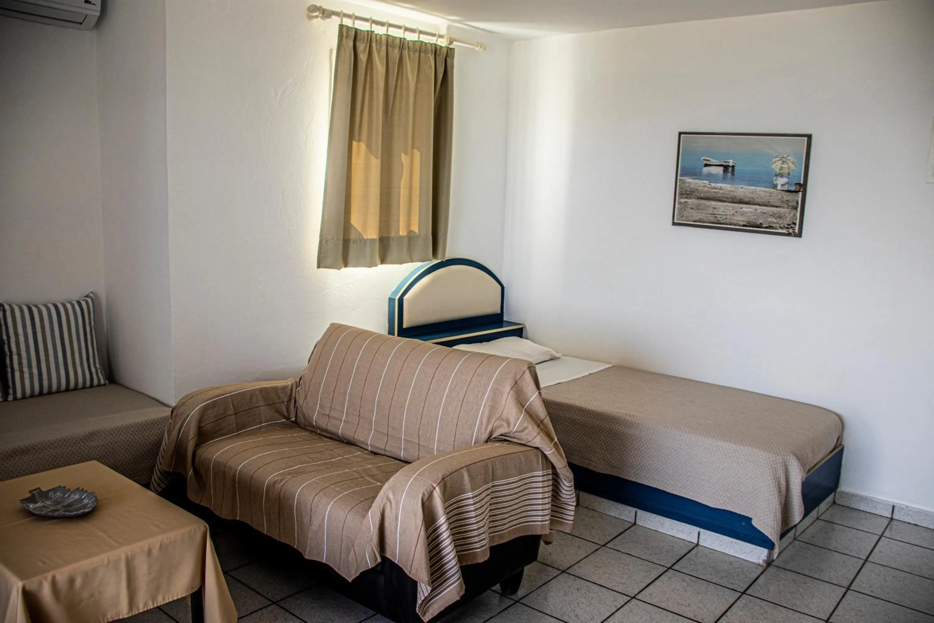 Bed in Castri Village Hotel