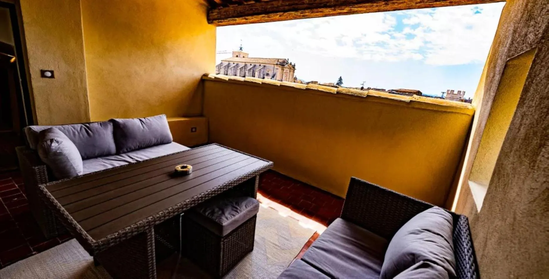 Balcony/Terrace in Le Clos Violette et Le 11 D'Aglaé - Hôtel de Charme Design de Luxe