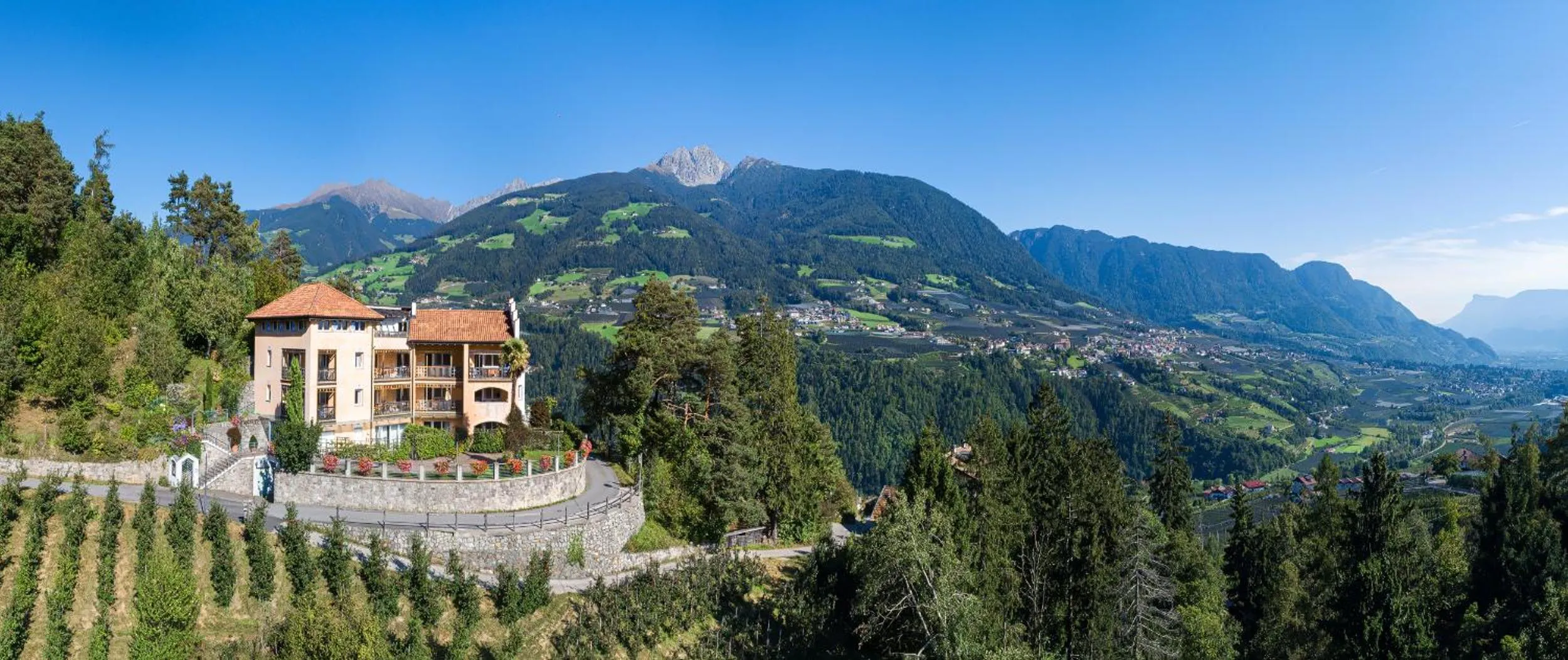 Property building in Appartementhaus Am Waalweg