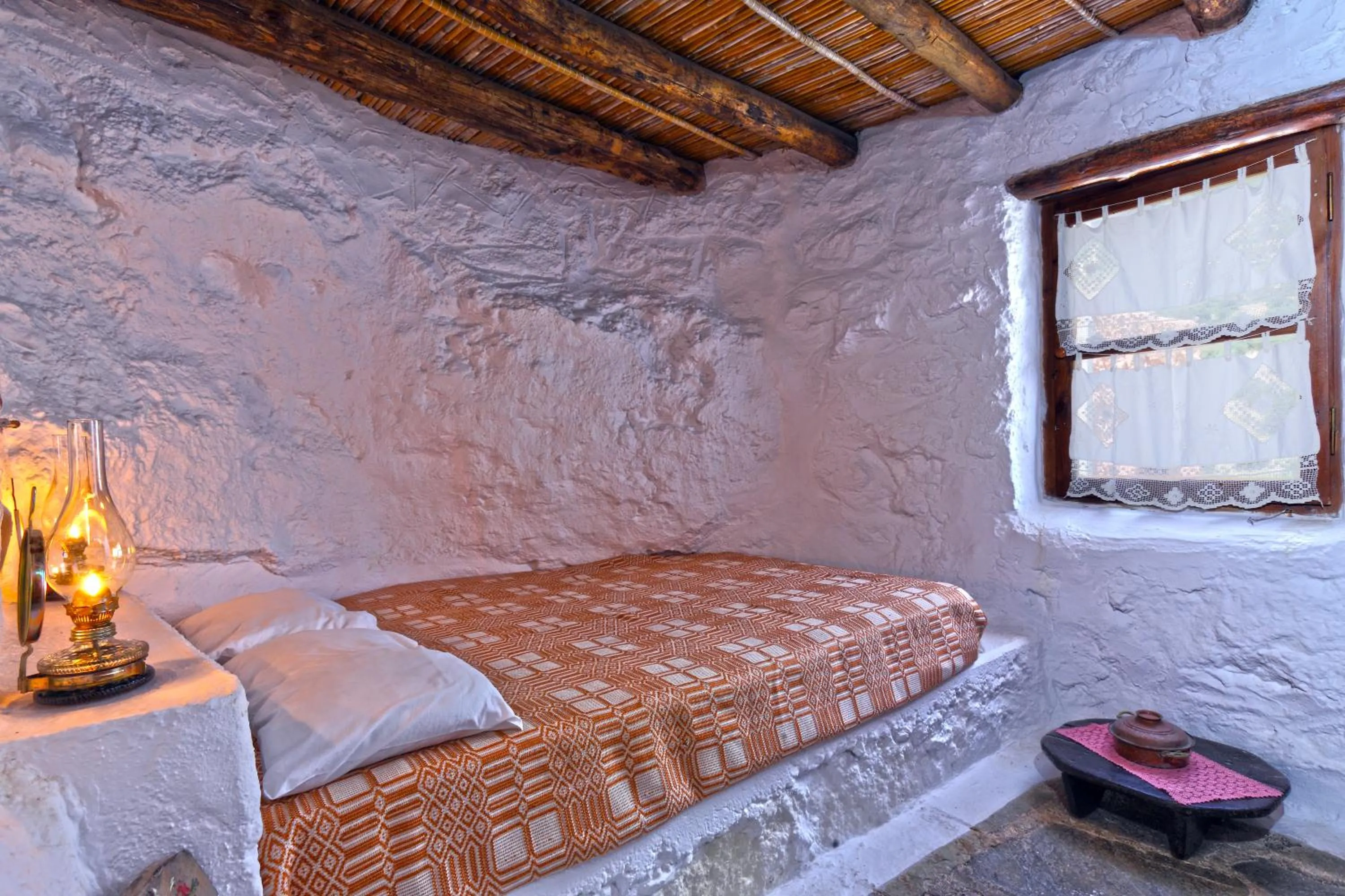 Photo of the whole room, Bed in Aspros Potamos