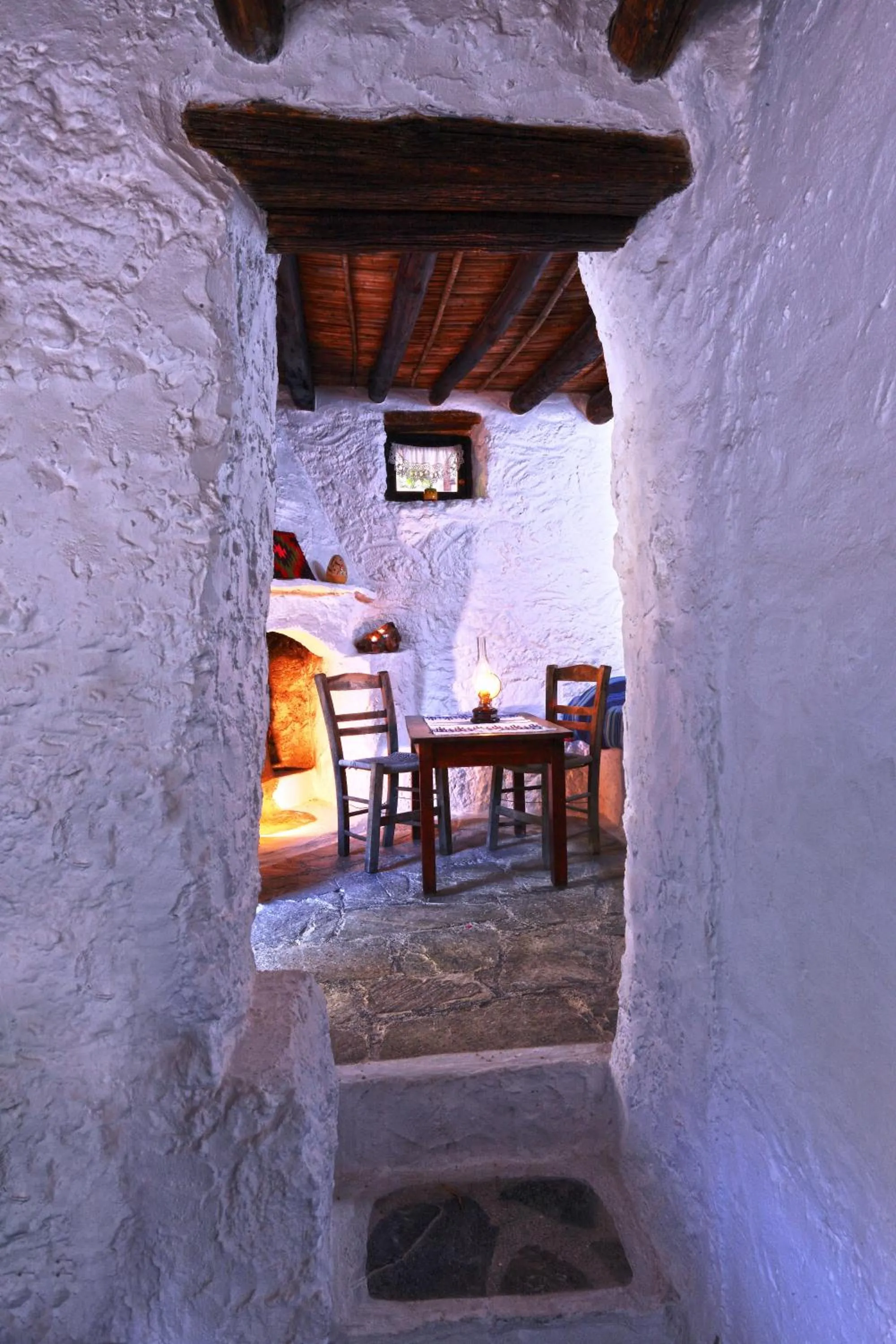 Dining area in Aspros Potamos