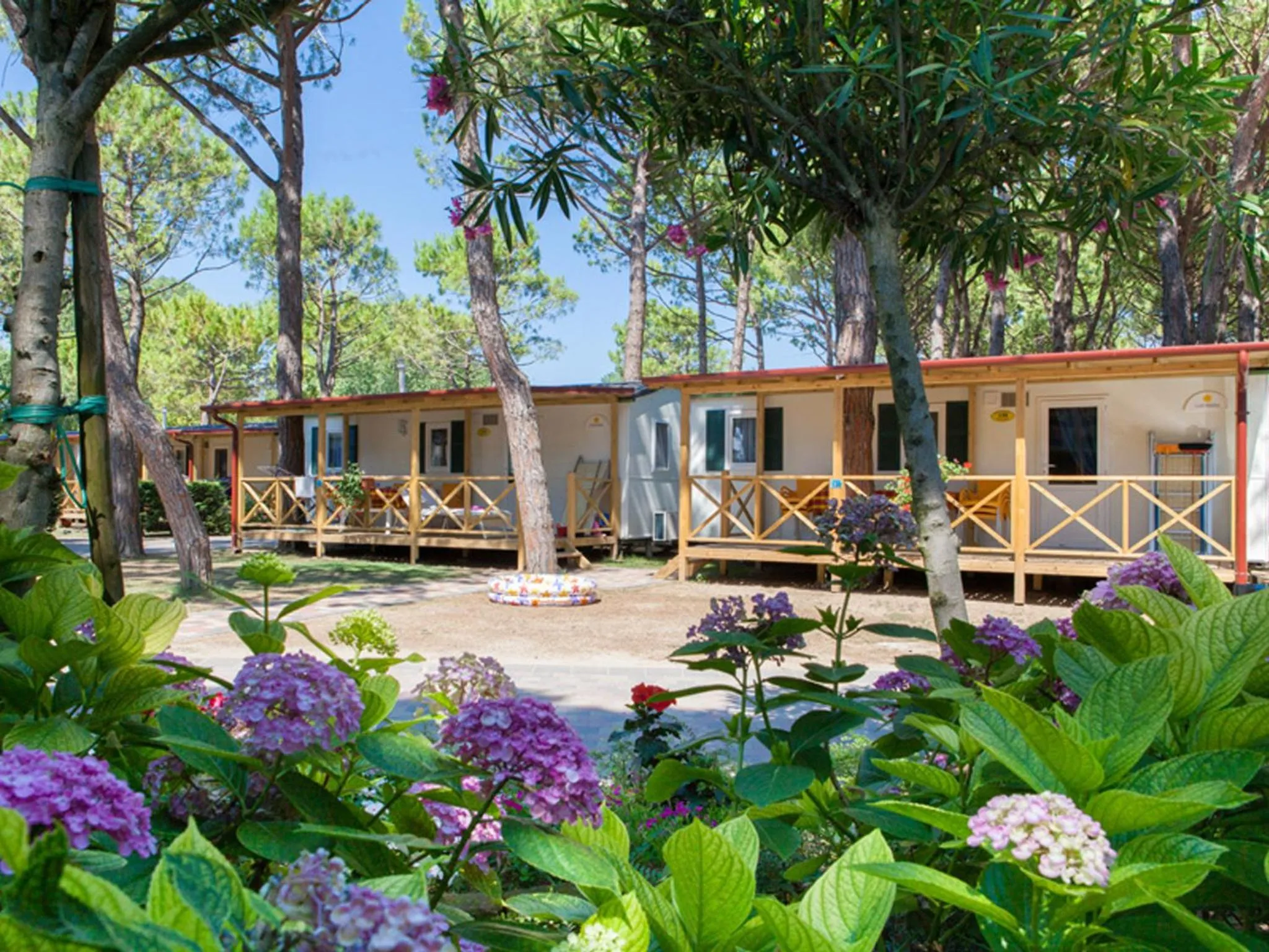 People in Vela Blu Camping Village