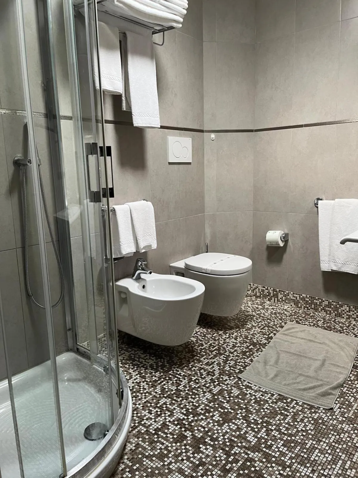 Bathroom in Hotel Italy