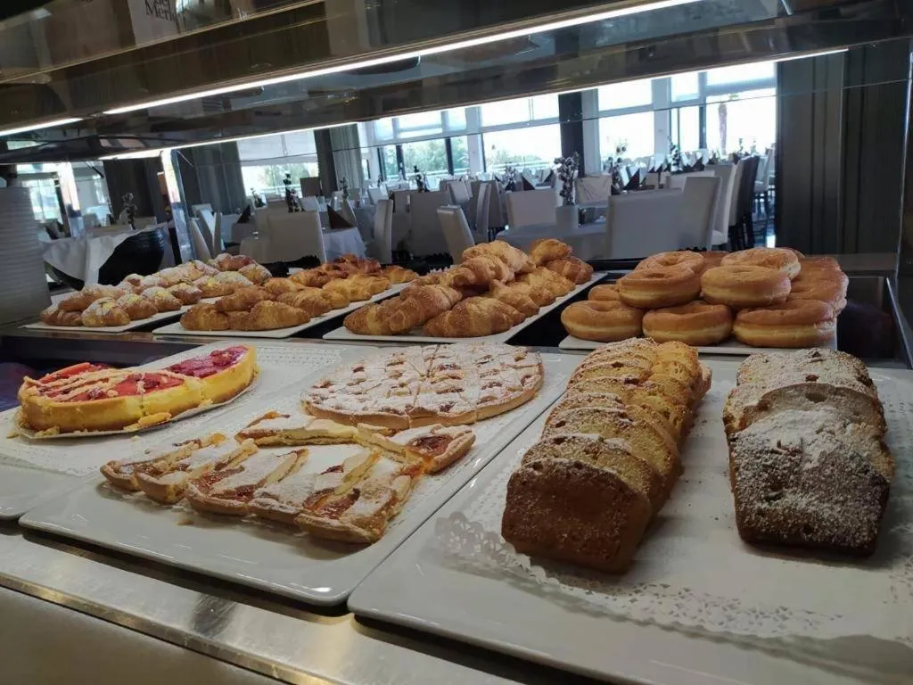 Continental breakfast in Hotel Italy