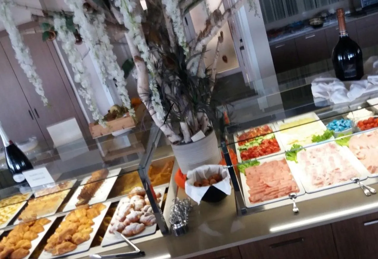 Continental breakfast in Hotel Italy
