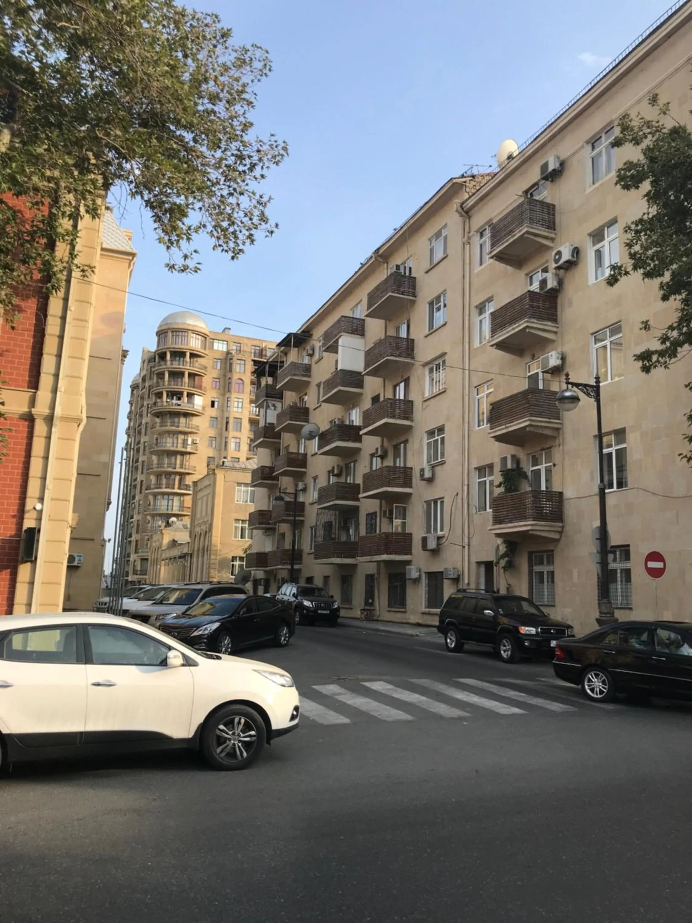 Property building in Panoramic 2BR Flame Towers View Old City Nizami St