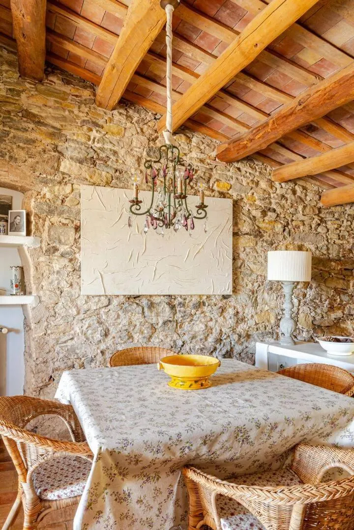 Dining area in Can Bassa