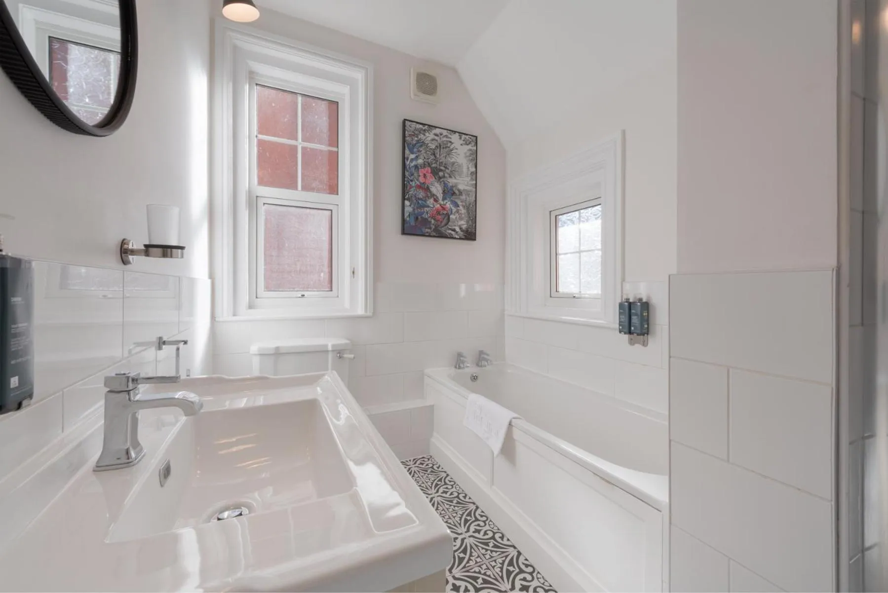 Shower in Florence Suite Boutique Hotel and Restaurant