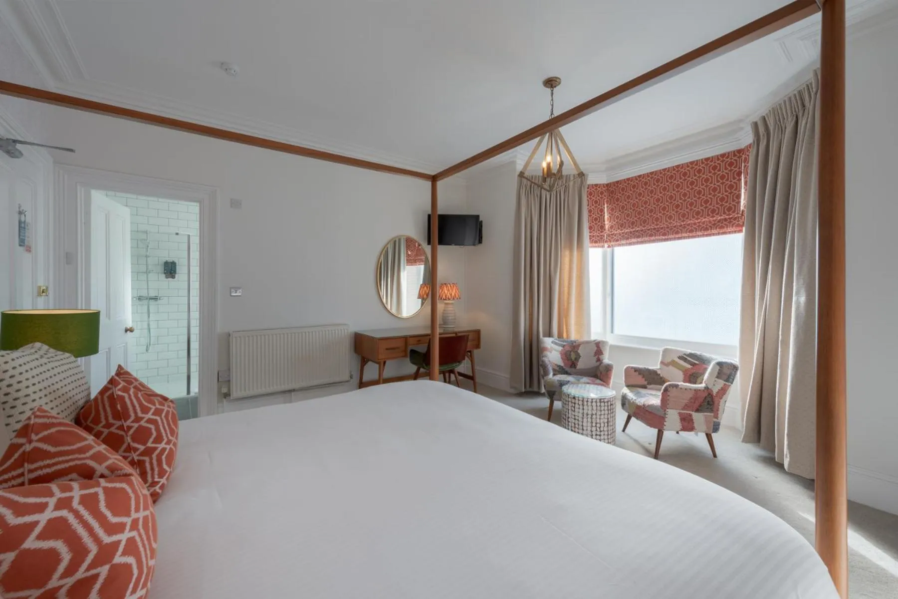 Bed in Florence Suite Boutique Hotel and Restaurant