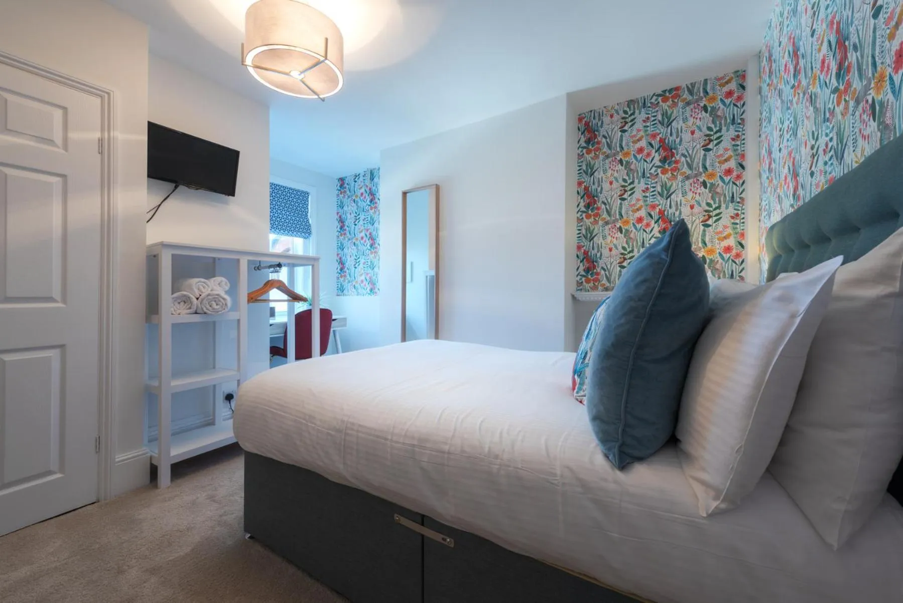 Bed in Florence Suite Boutique Hotel and Restaurant