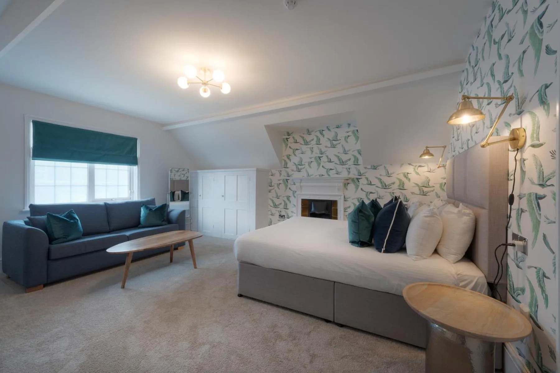 Bed in Florence Suite Boutique Hotel and Restaurant