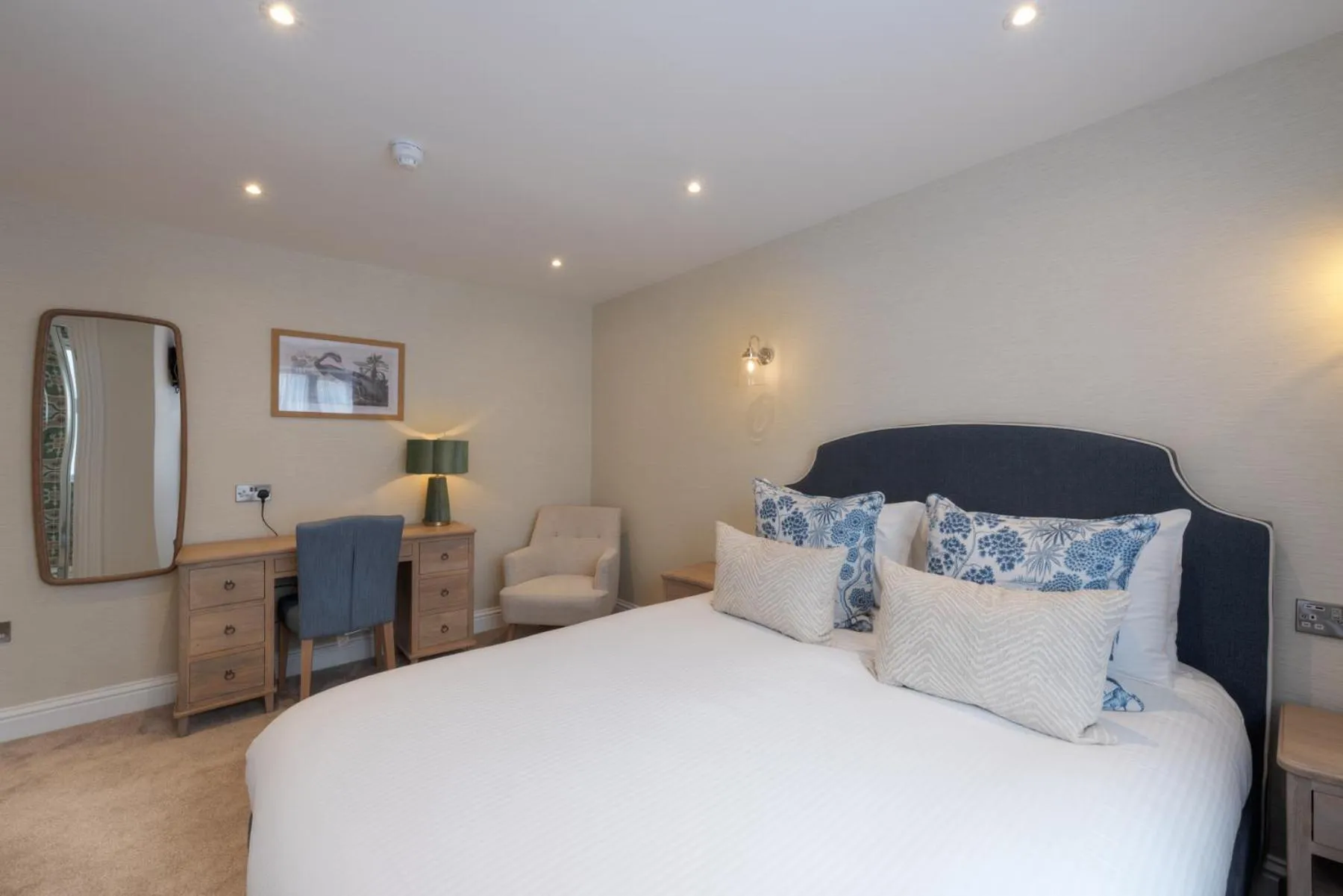 Photo of the whole room, Bed in Florence Suite Boutique Hotel and Restaurant