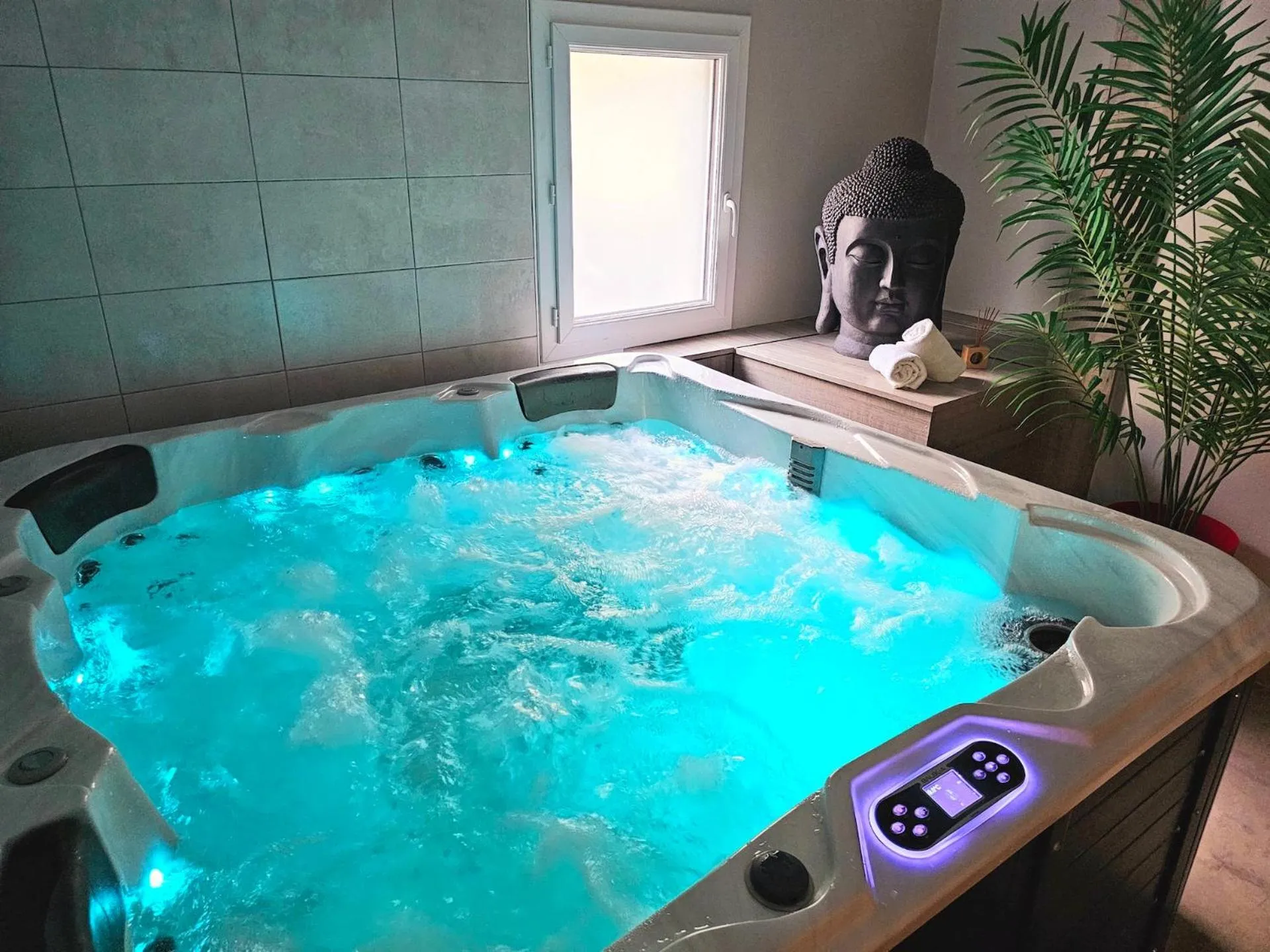 Hot Tub in Le Cheval Blanc