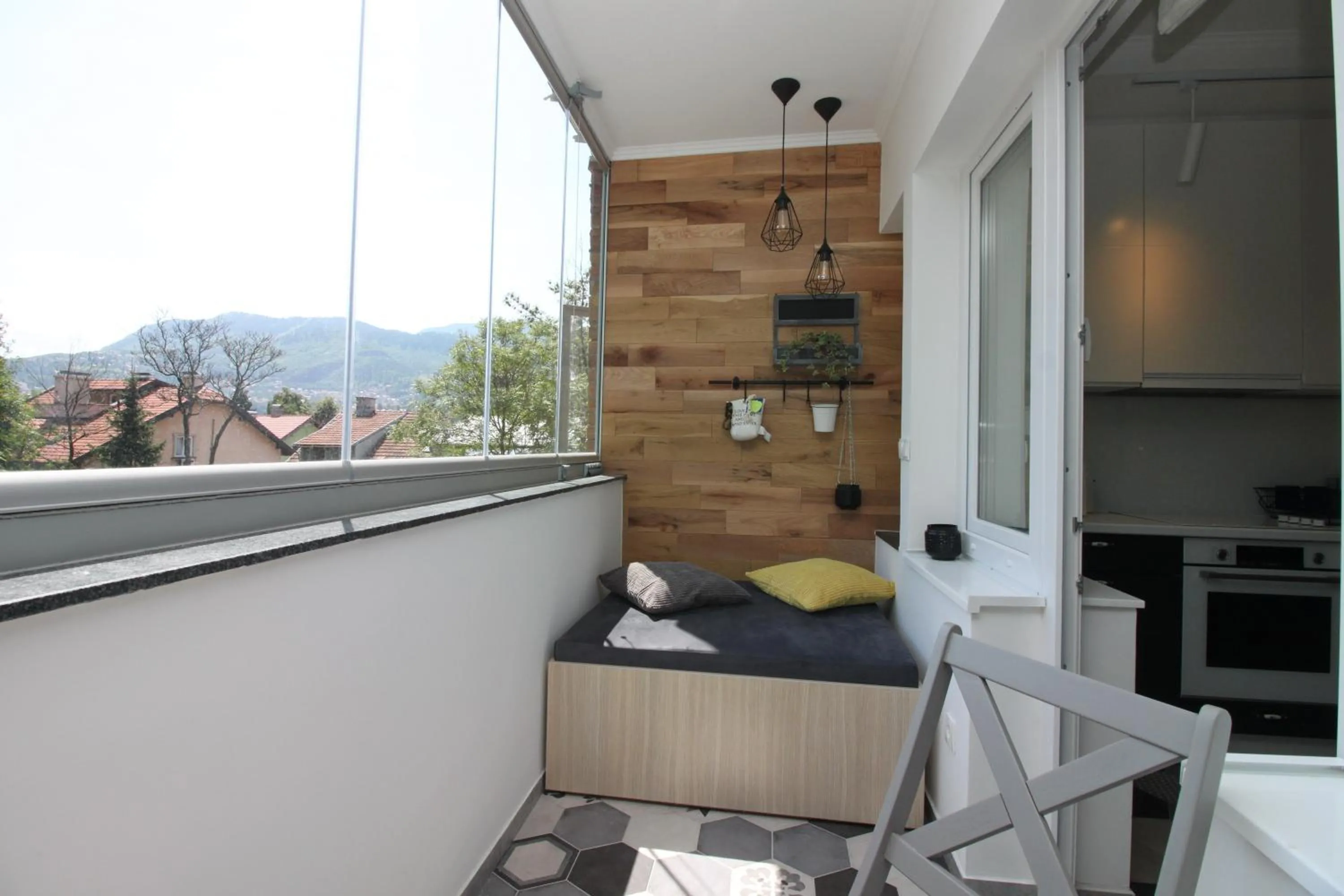 Apartment in Sunshine Apartment