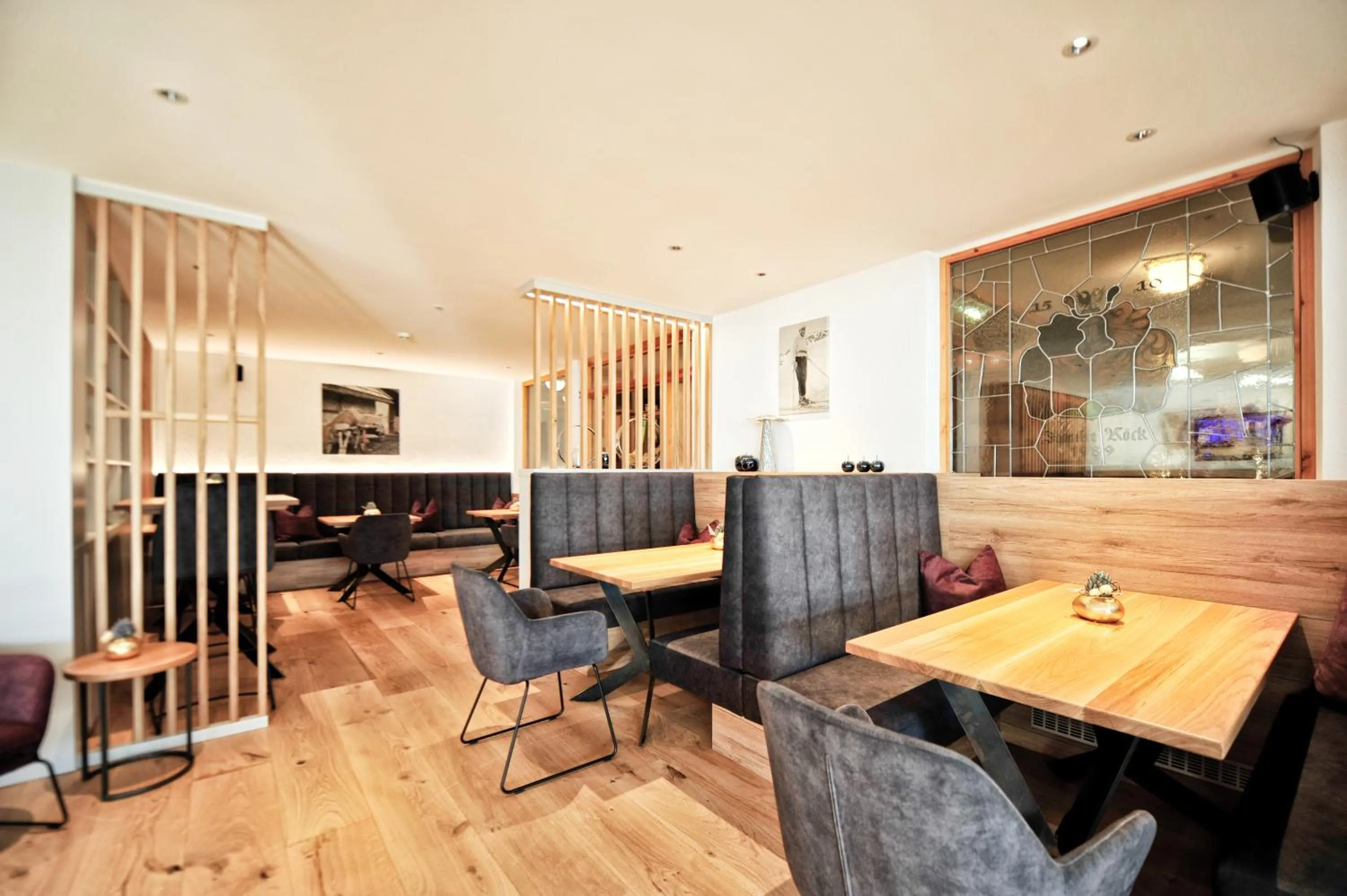 Lounge or bar in Hotel Röck Garni