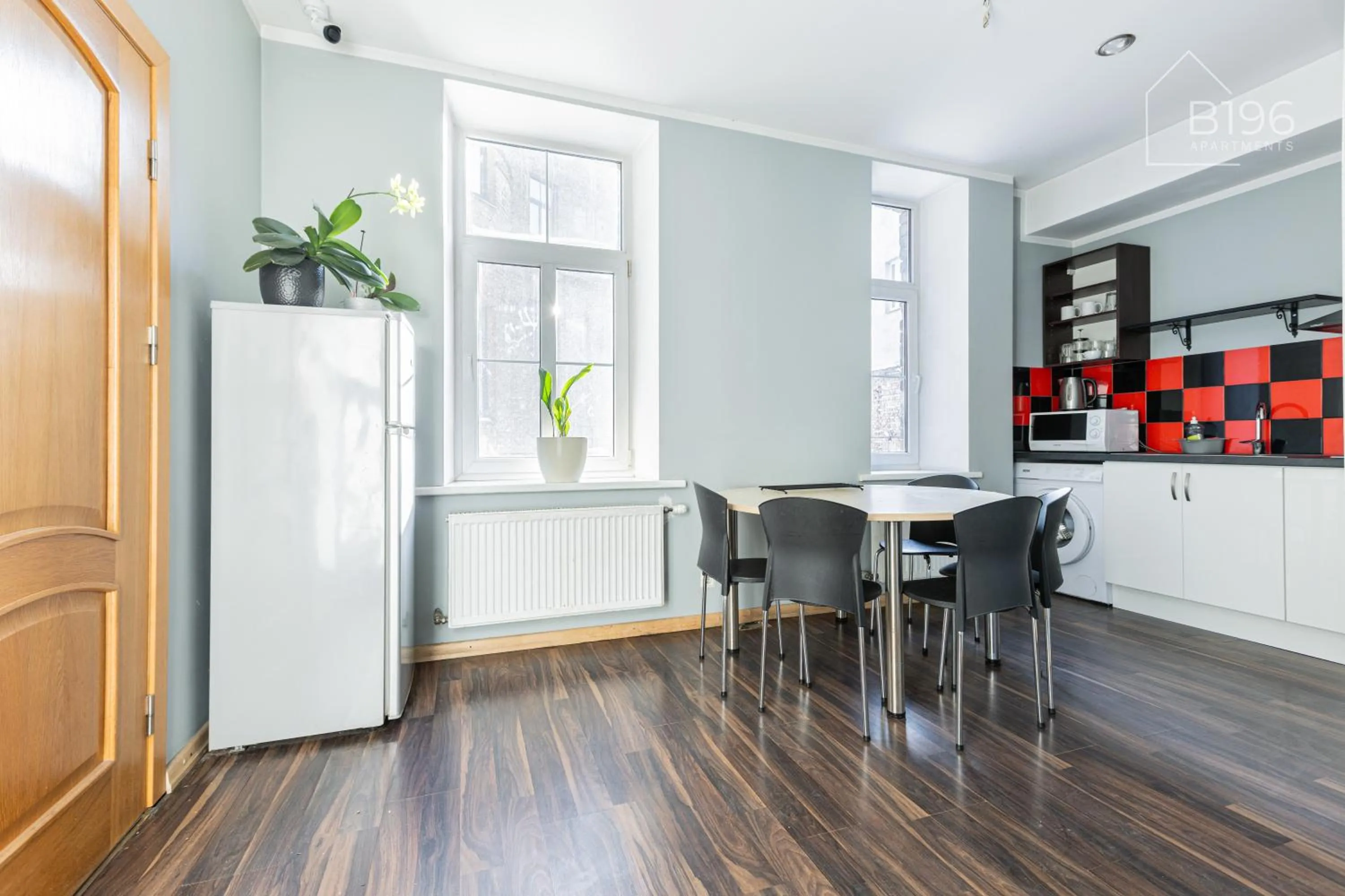 Communal kitchen in ApartHotel Riga