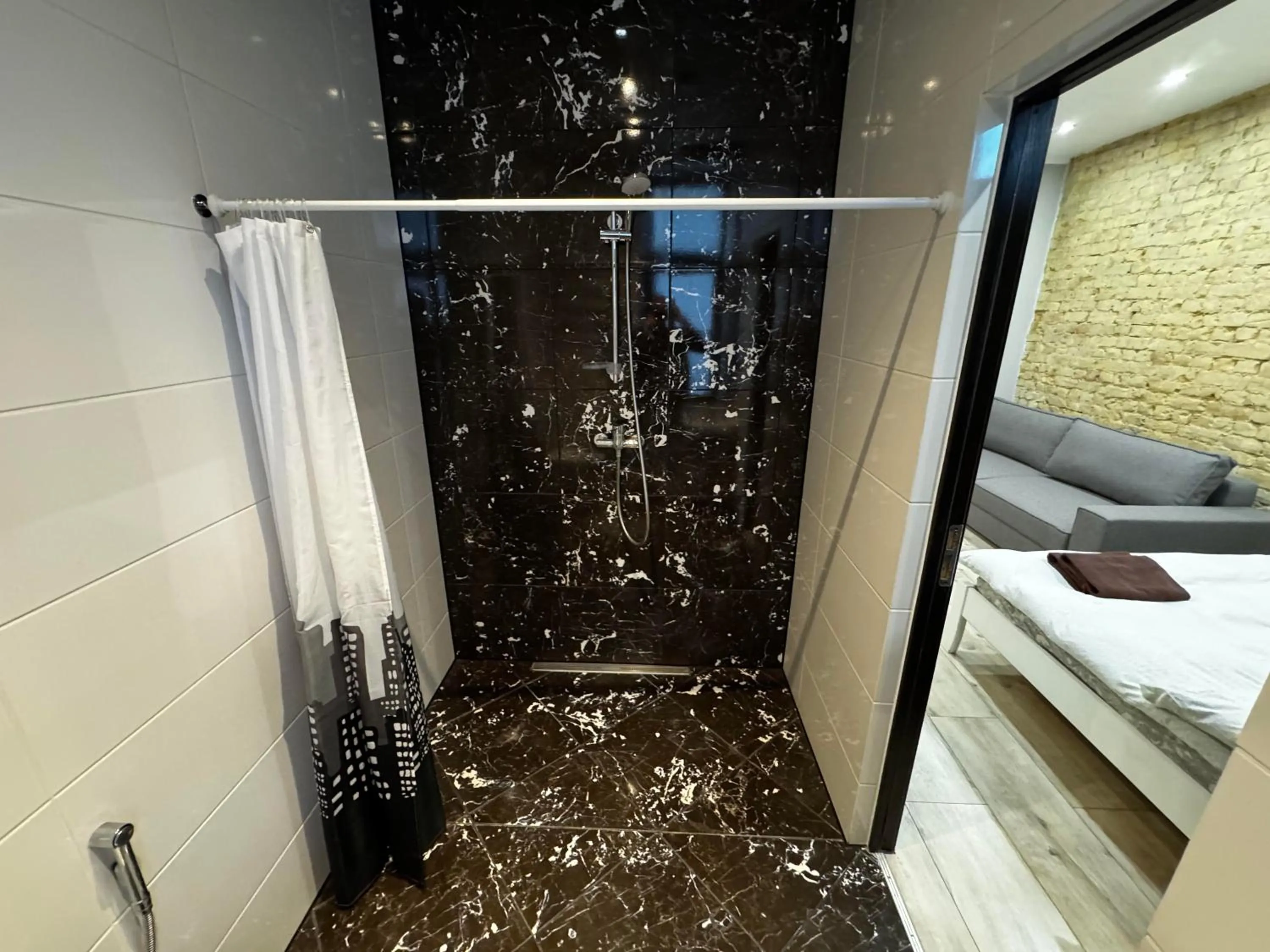 Shower, Bed in ApartHotel Riga