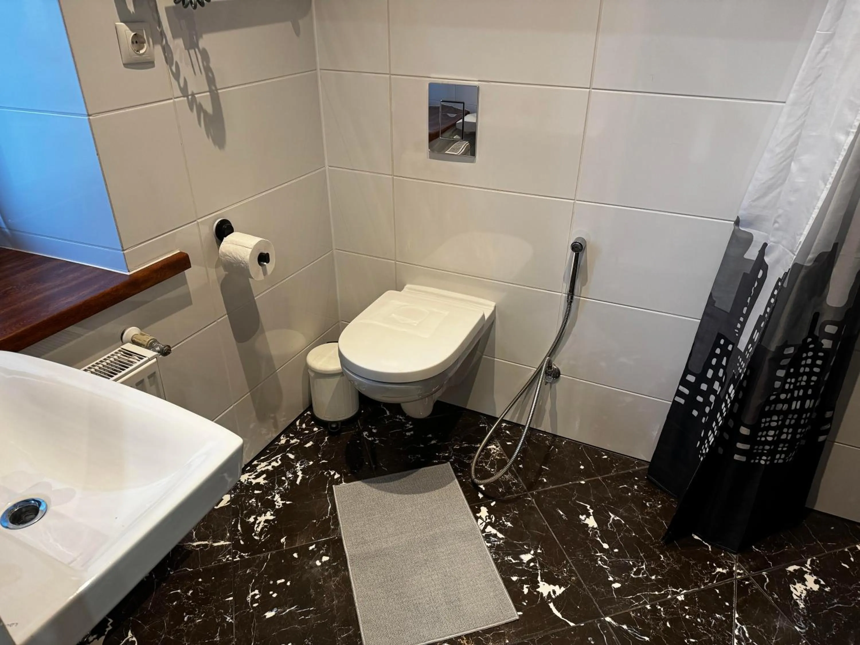 Toilet in ApartHotel Riga