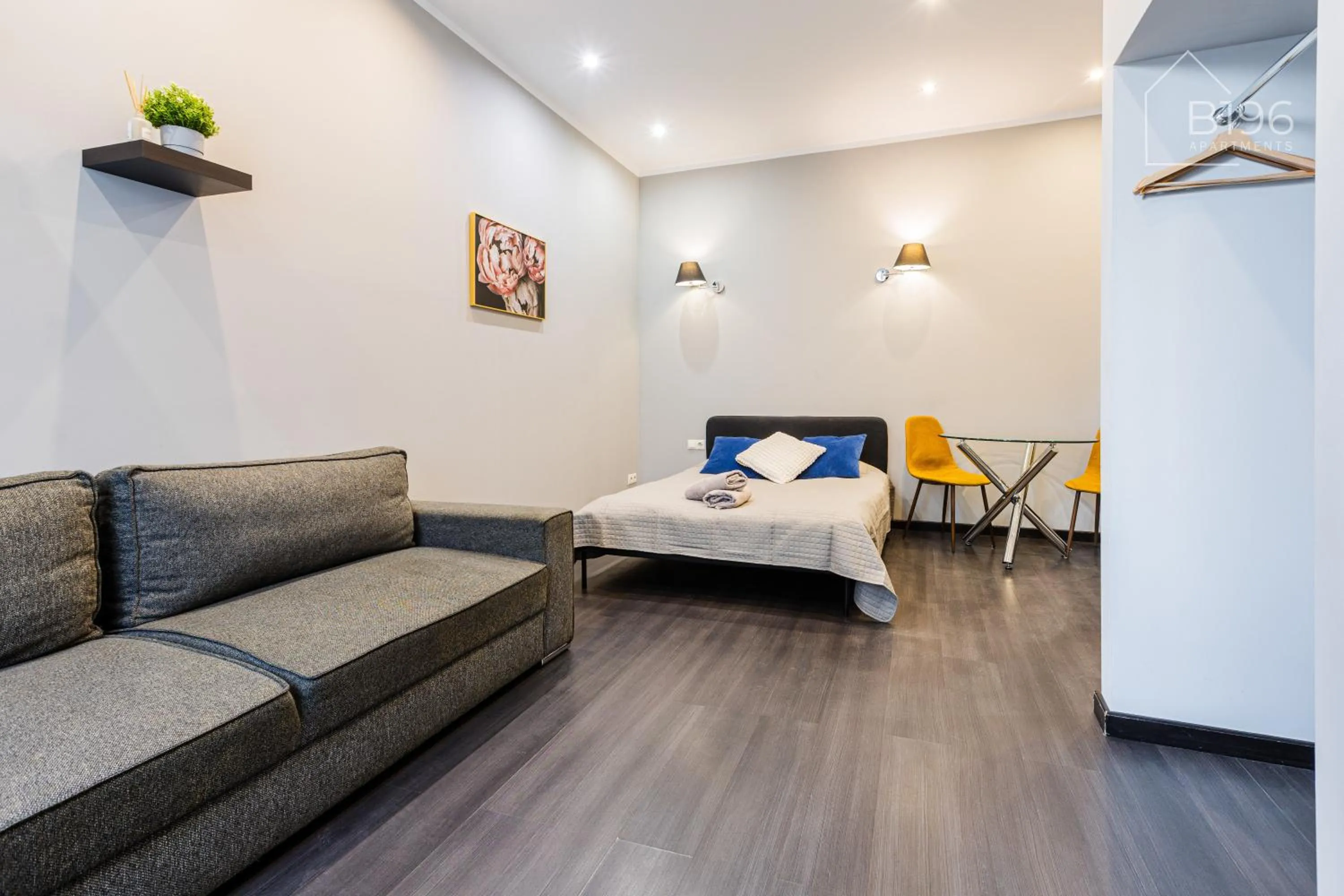 Photo of the whole room, Bed in ApartHotel Riga