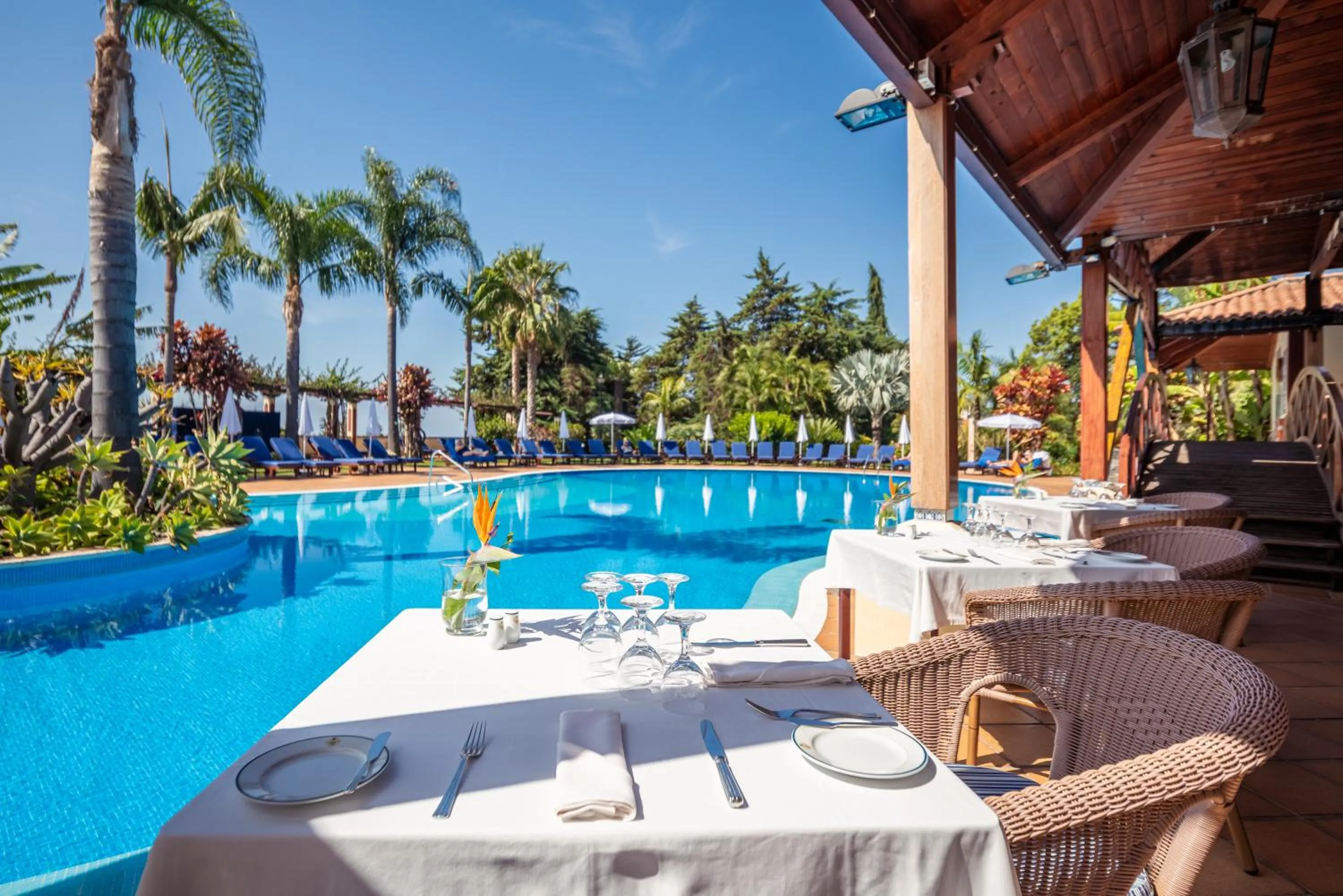 Restaurant/places to eat in Quinta Jardins do Lago