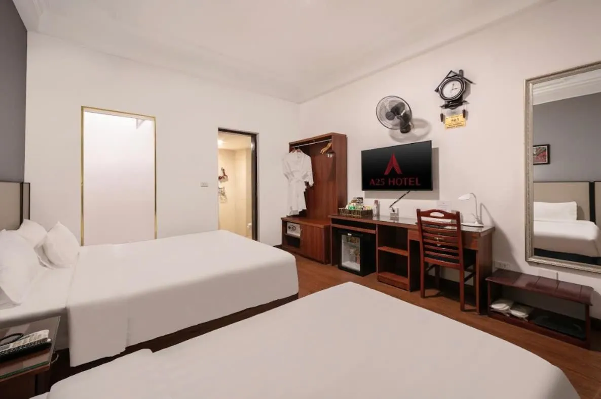 Bed in A25 Hotel - 80 Mai Hắc Đế