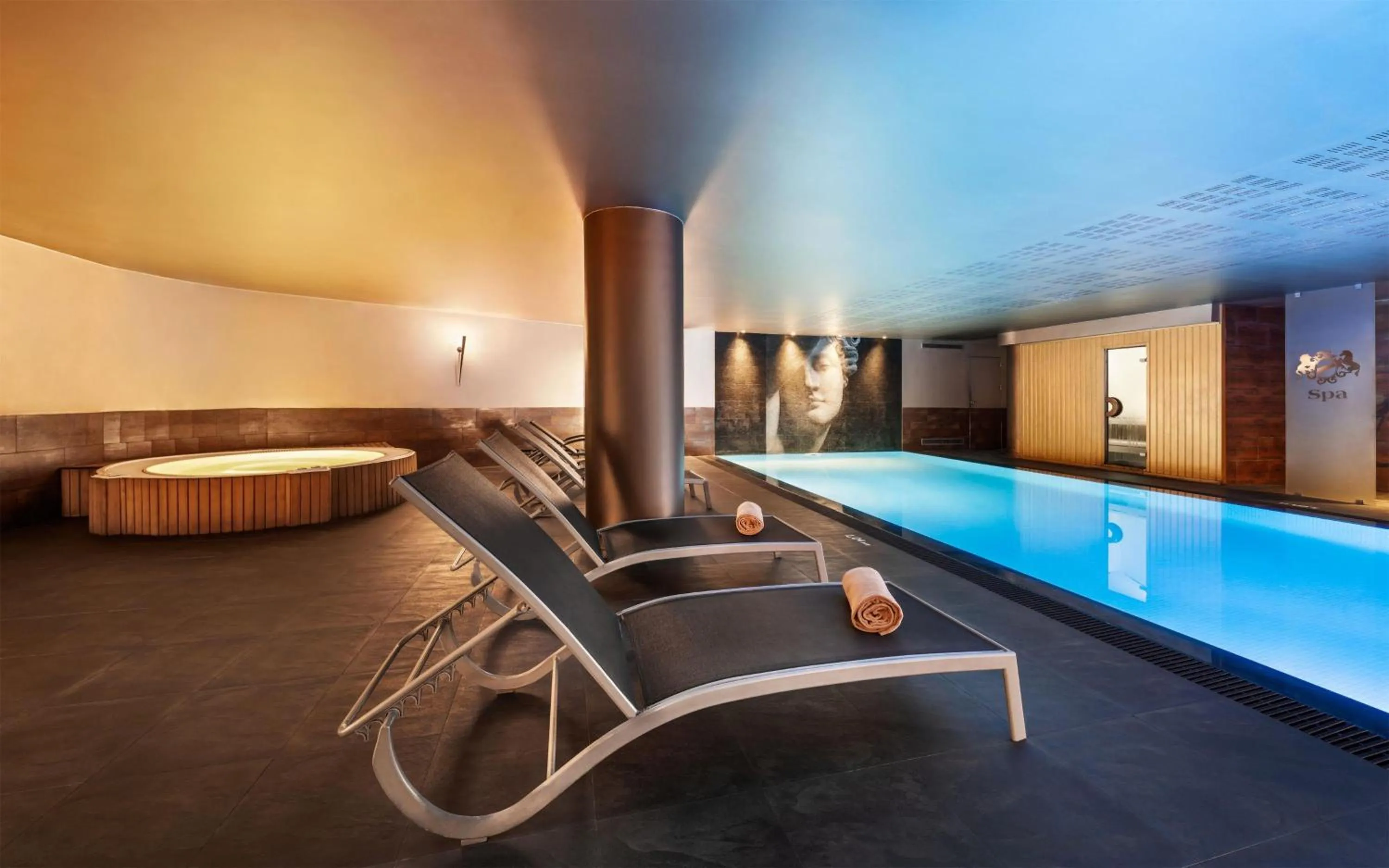 Pool view in Dom Pedro Lisboa Hotel, a member of Radisson Individuals