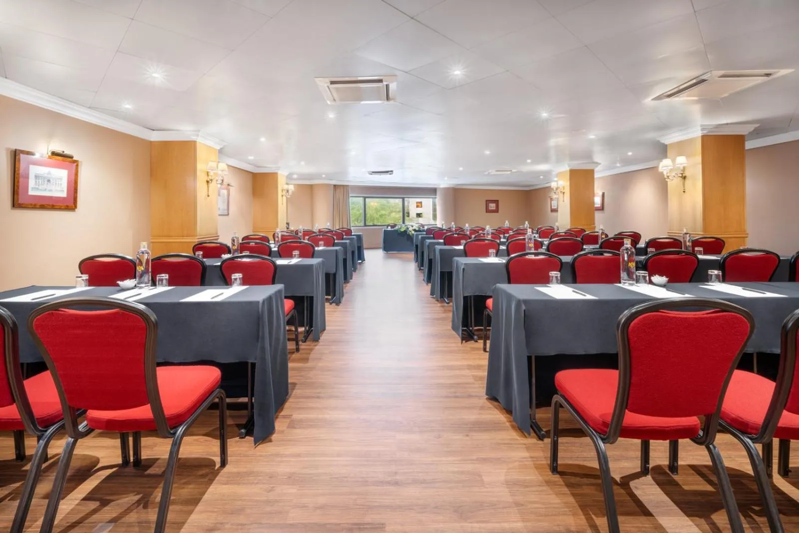 Meeting/conference room in Dom Pedro Lisboa Hotel, a member of Radisson Individuals