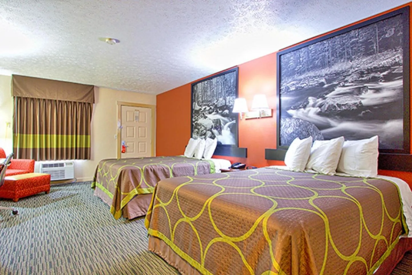 Bed in Super 8 by Wyndham Christiansburg