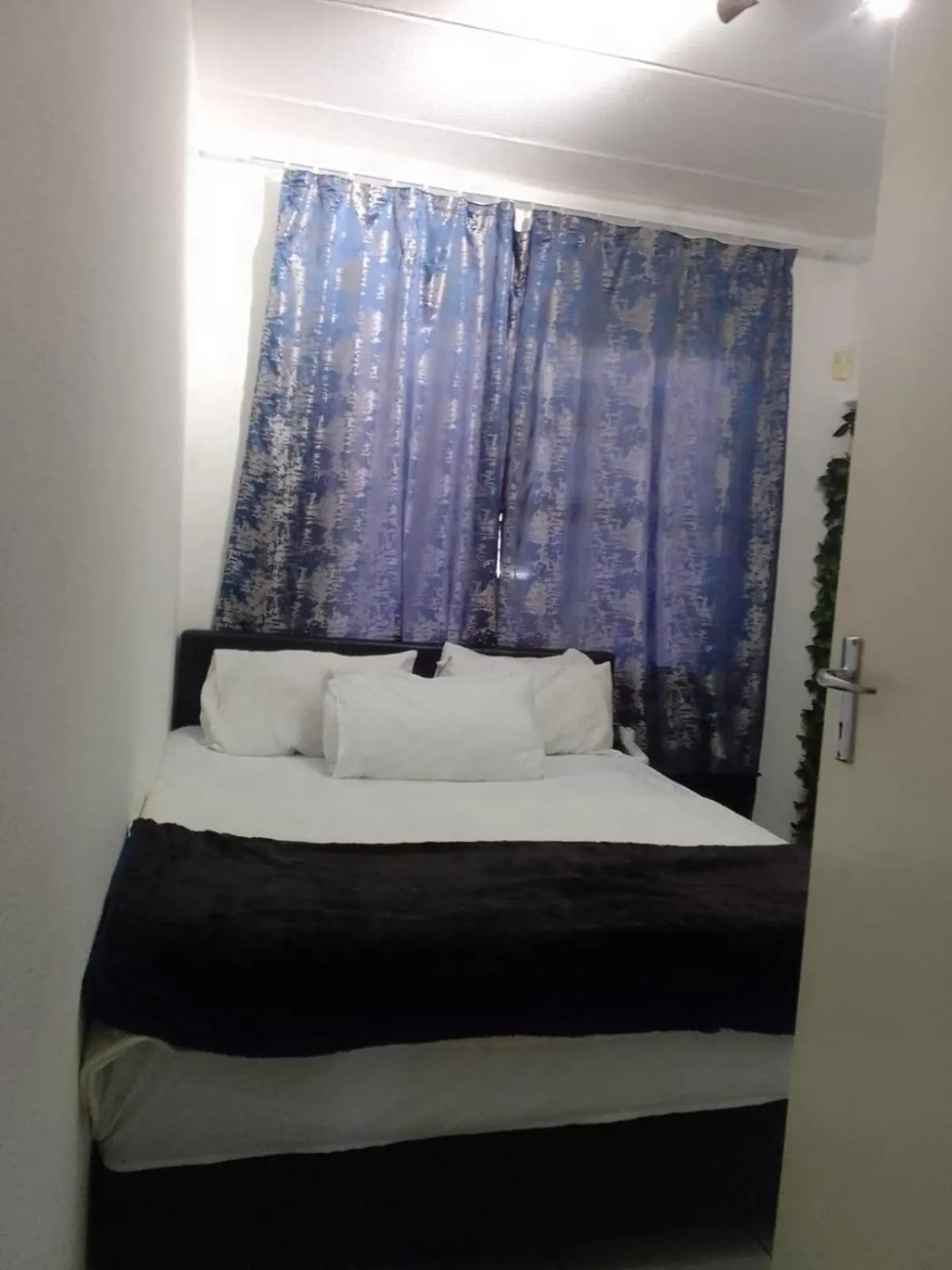 Bed in Student Accommodation Resident Stay