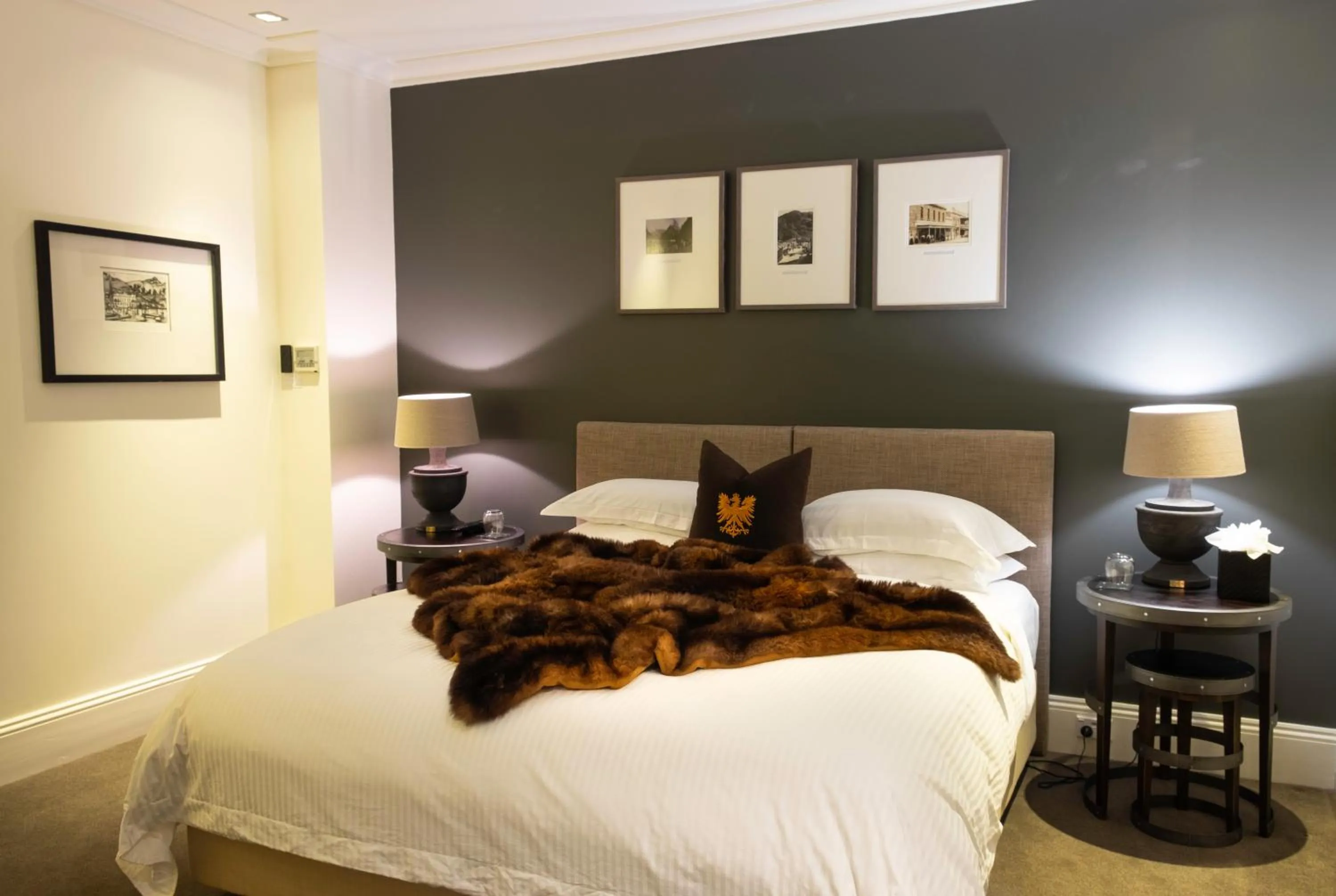 Bedroom, Bed in Eichardt's Private Hotel