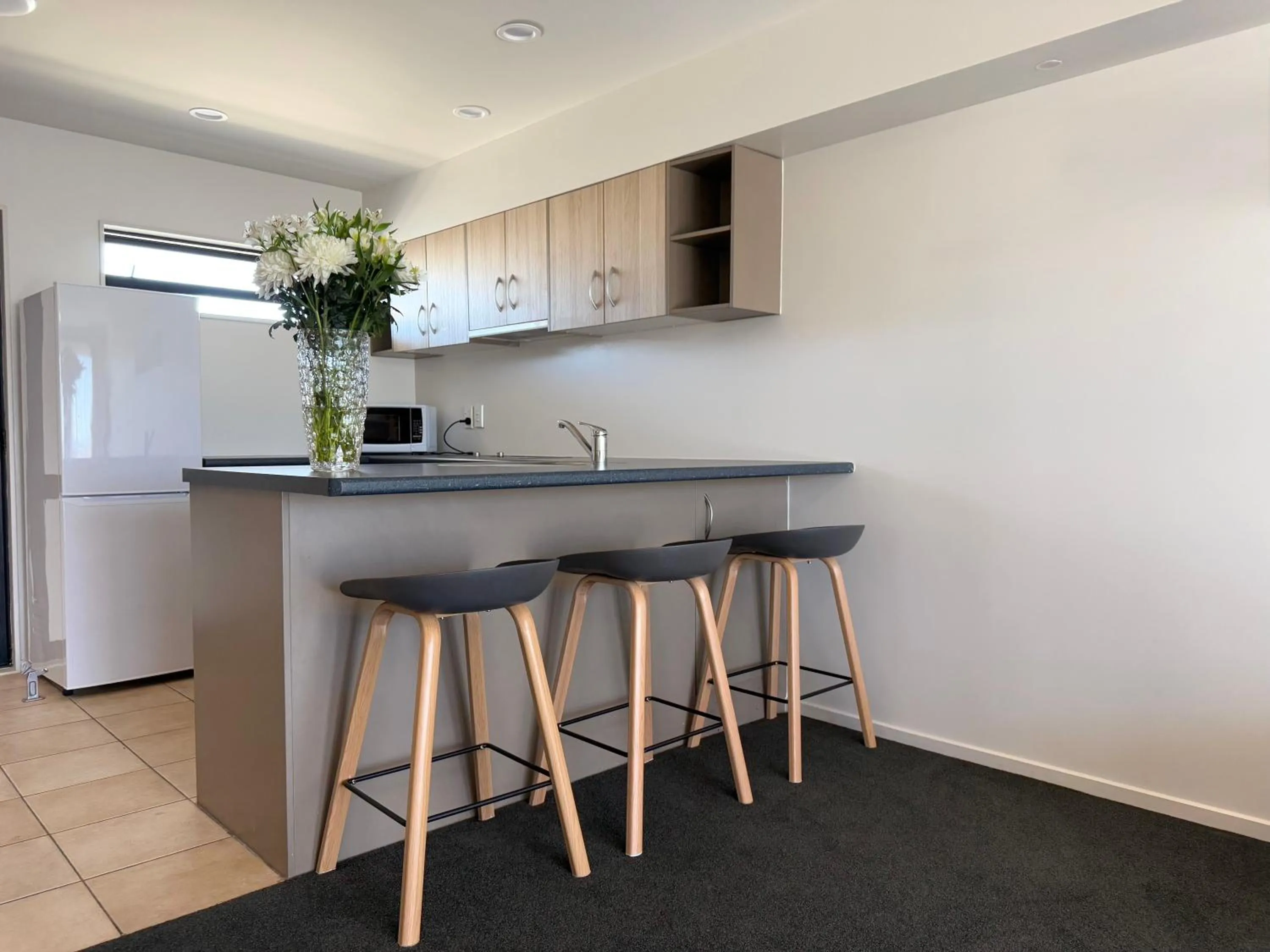 Kitchen or kitchenette in Bluewater Hotel