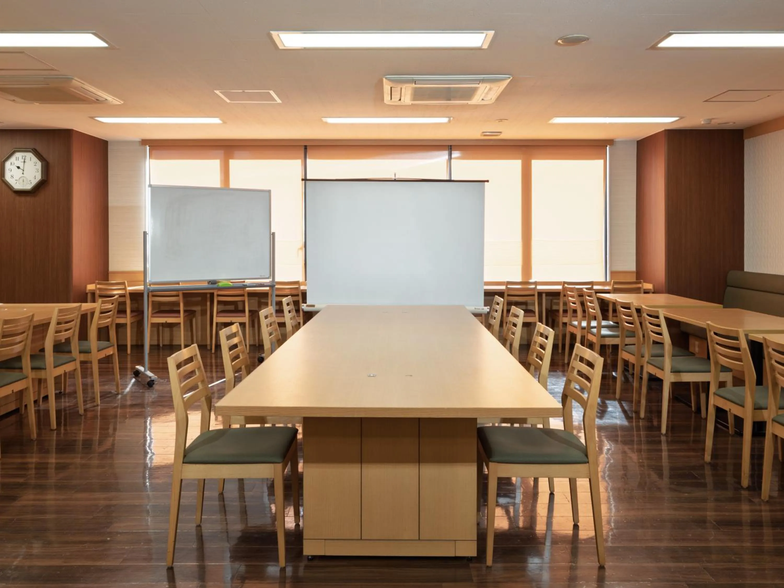 Meeting/conference room in Nishitetsu Inn Tenjin