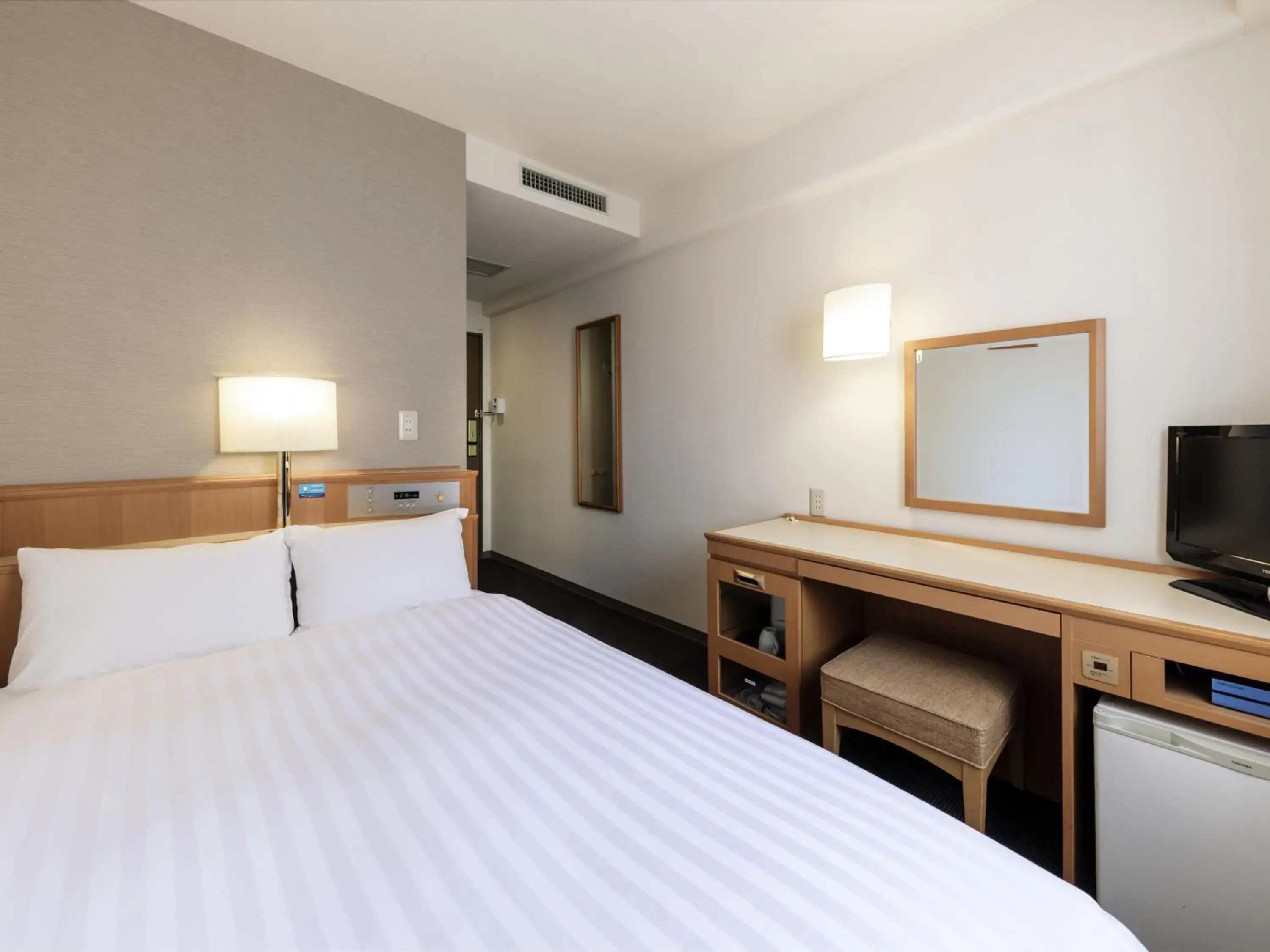 Single Room (2 Adults) - Non-Smoking in Nishitetsu Inn Tenjin Single Room (2 Adults) - Non-Smoking in Nishitetsu Inn Tenjin