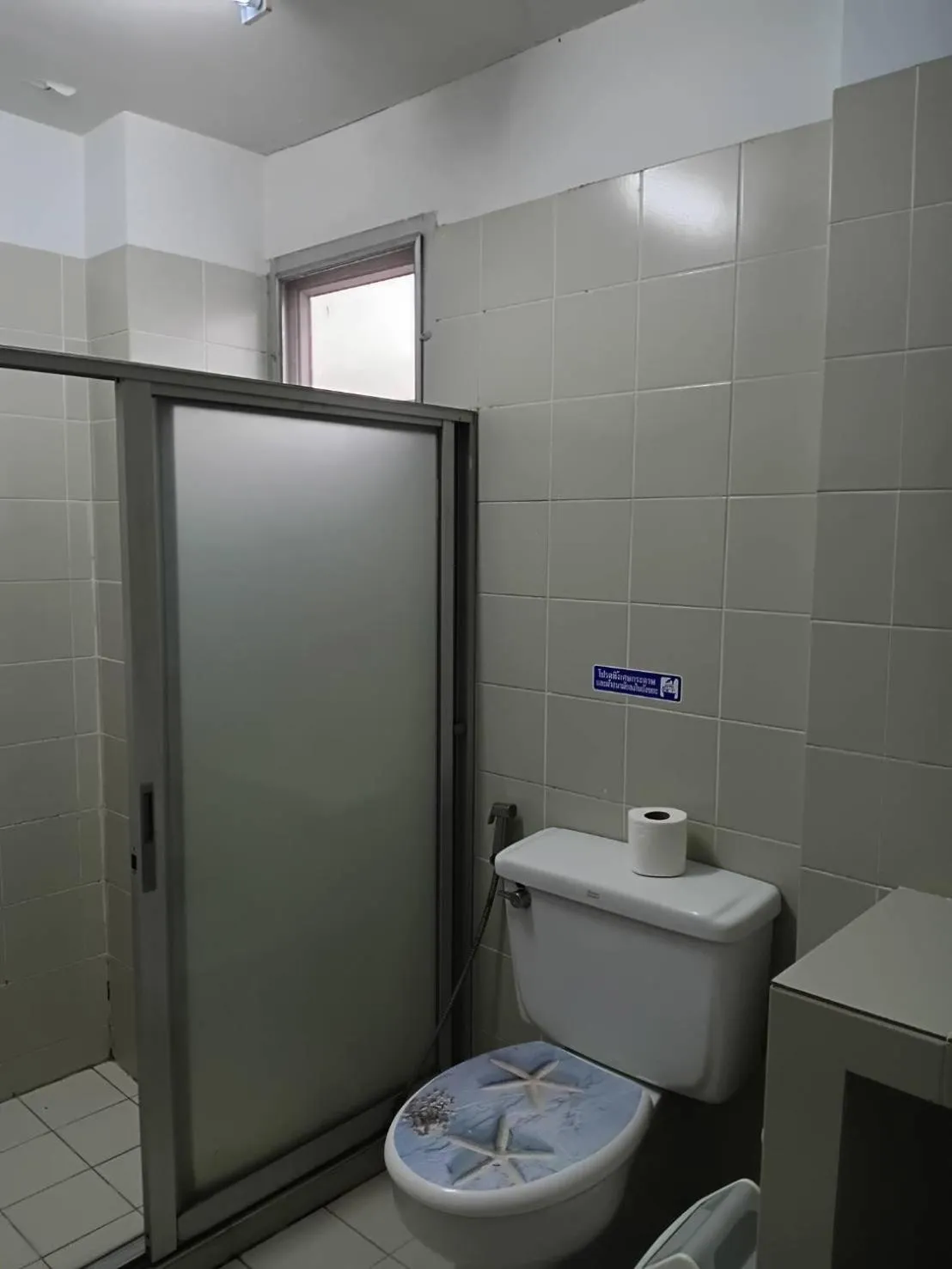 Beachfront Hotel Cha Am