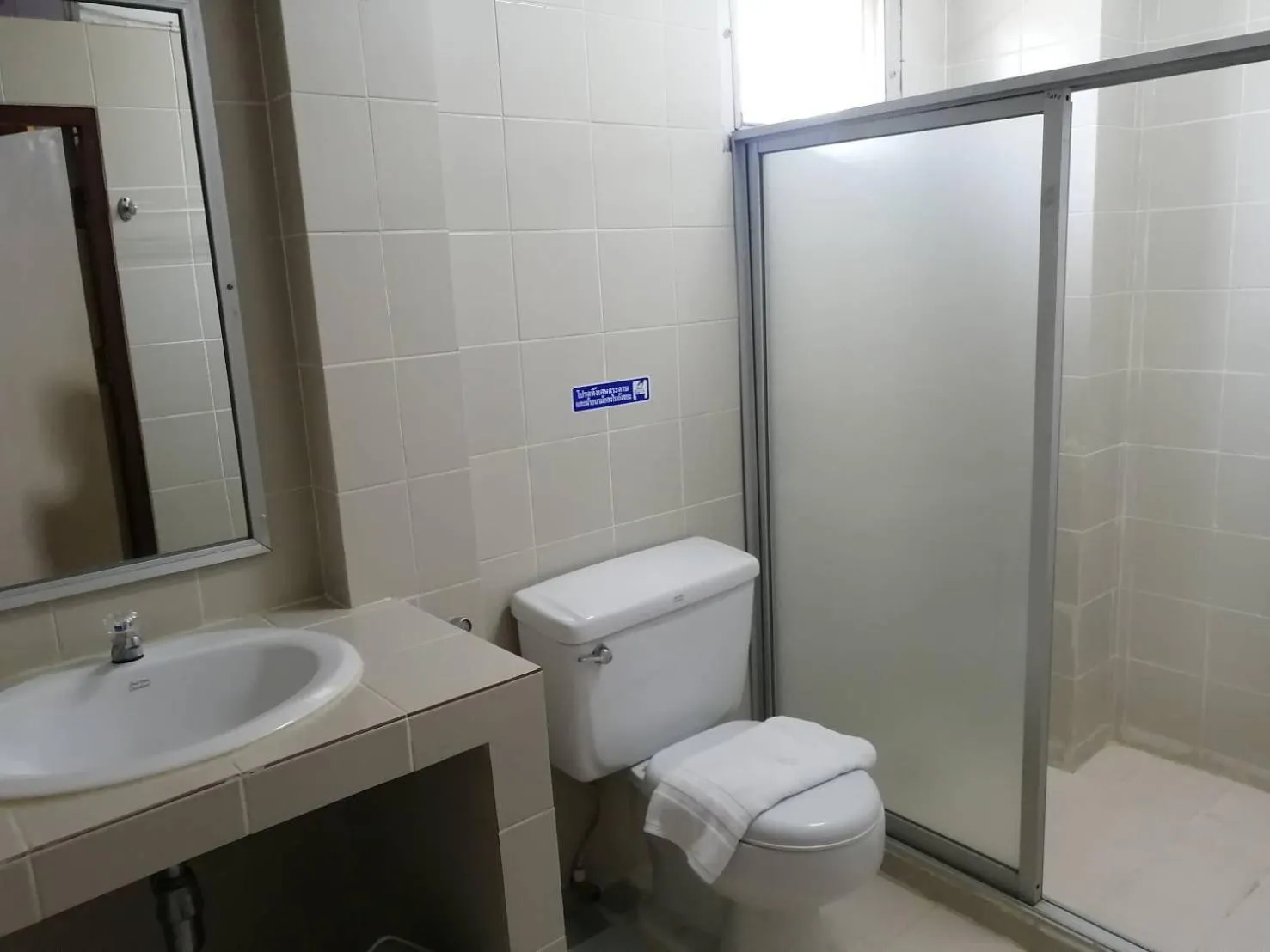 Beachfront Hotel Cha Am