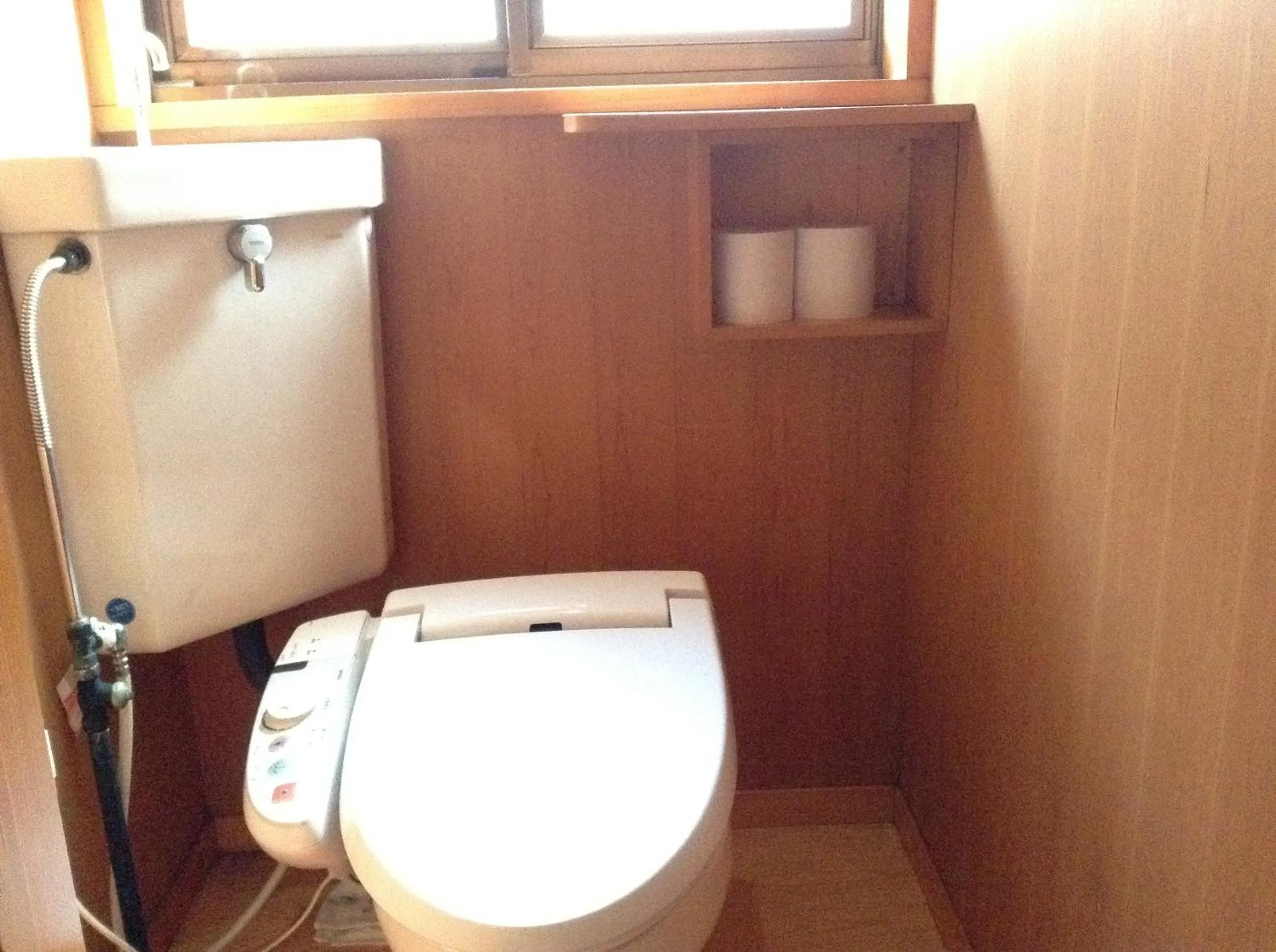 Toilet in Chitosekan