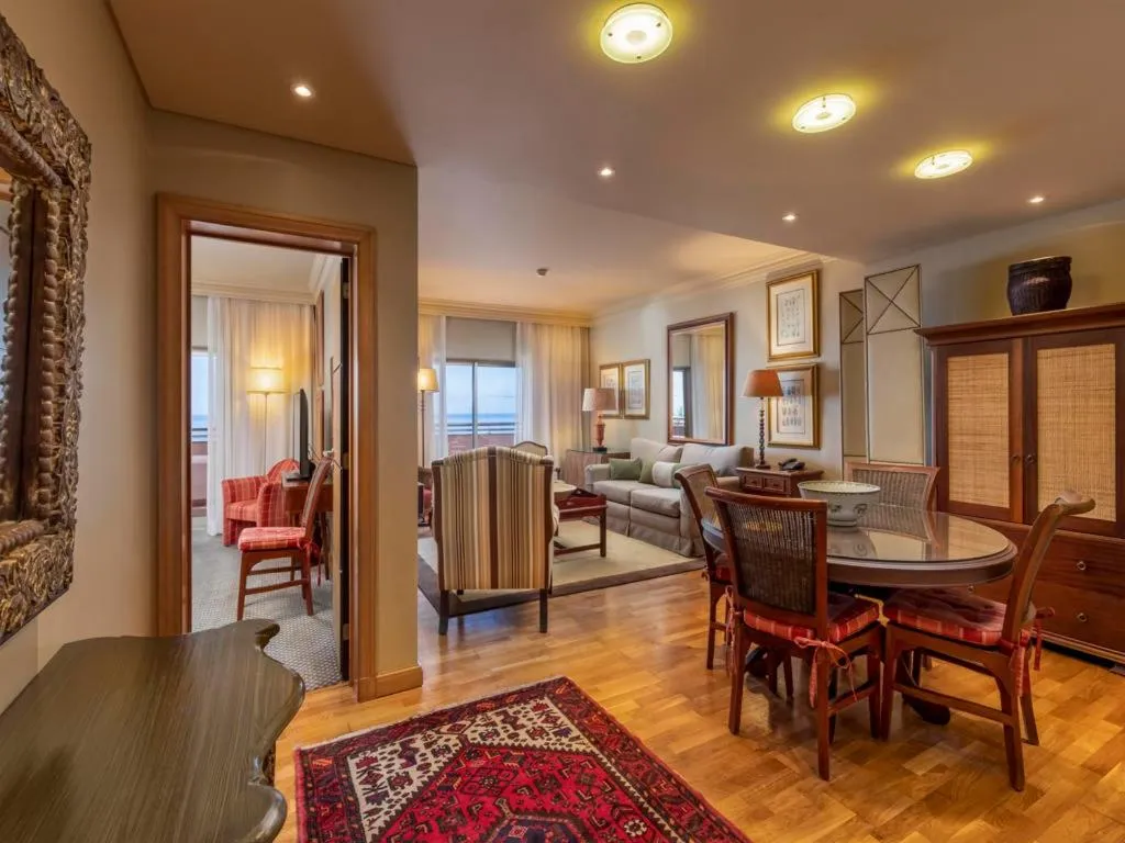 Living room in Royal Savoy - Ocean Resort - Savoy Signature